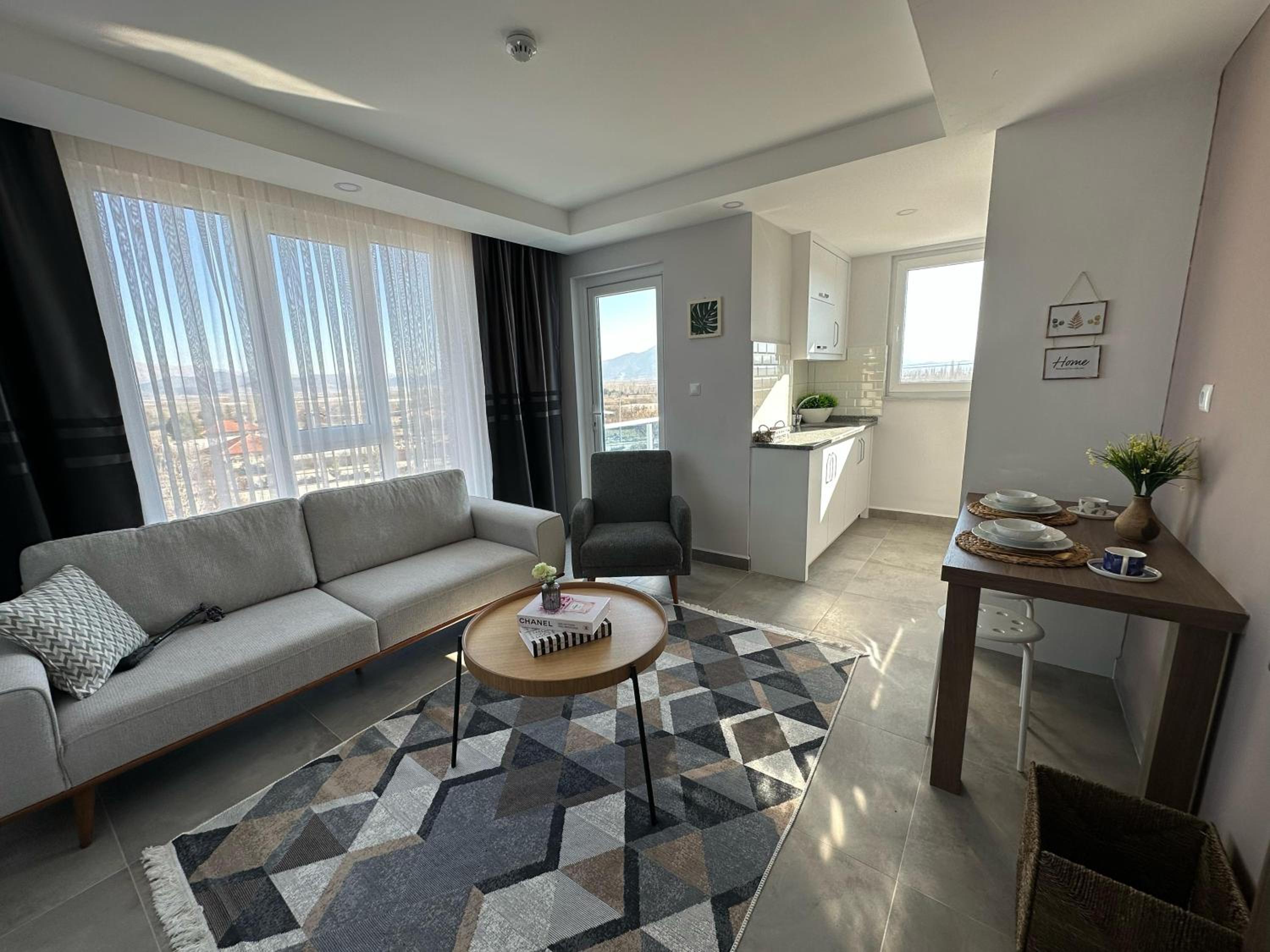 Superior Apartment with Balcony photo 3
