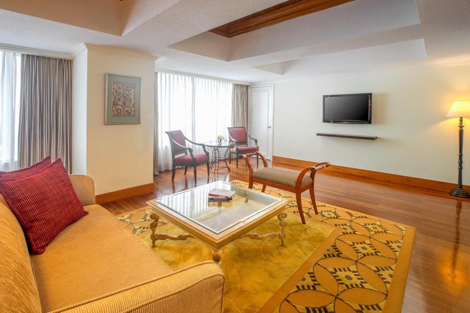 Ambassador Suite - Photo 2