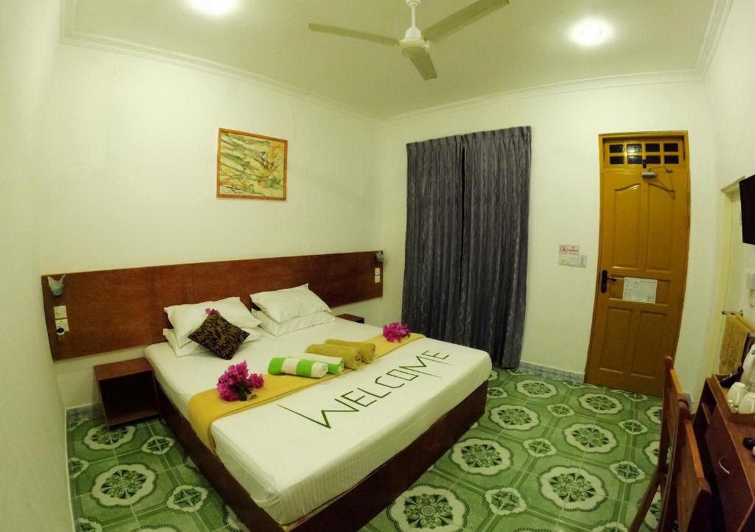 Deluxe Queen Room photo 3