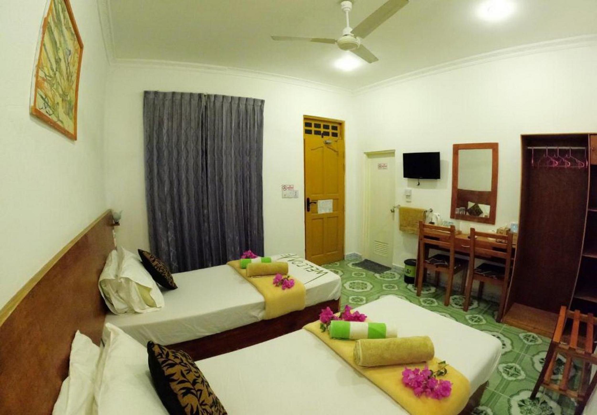 Deluxe Double Or Twin Room photo 2