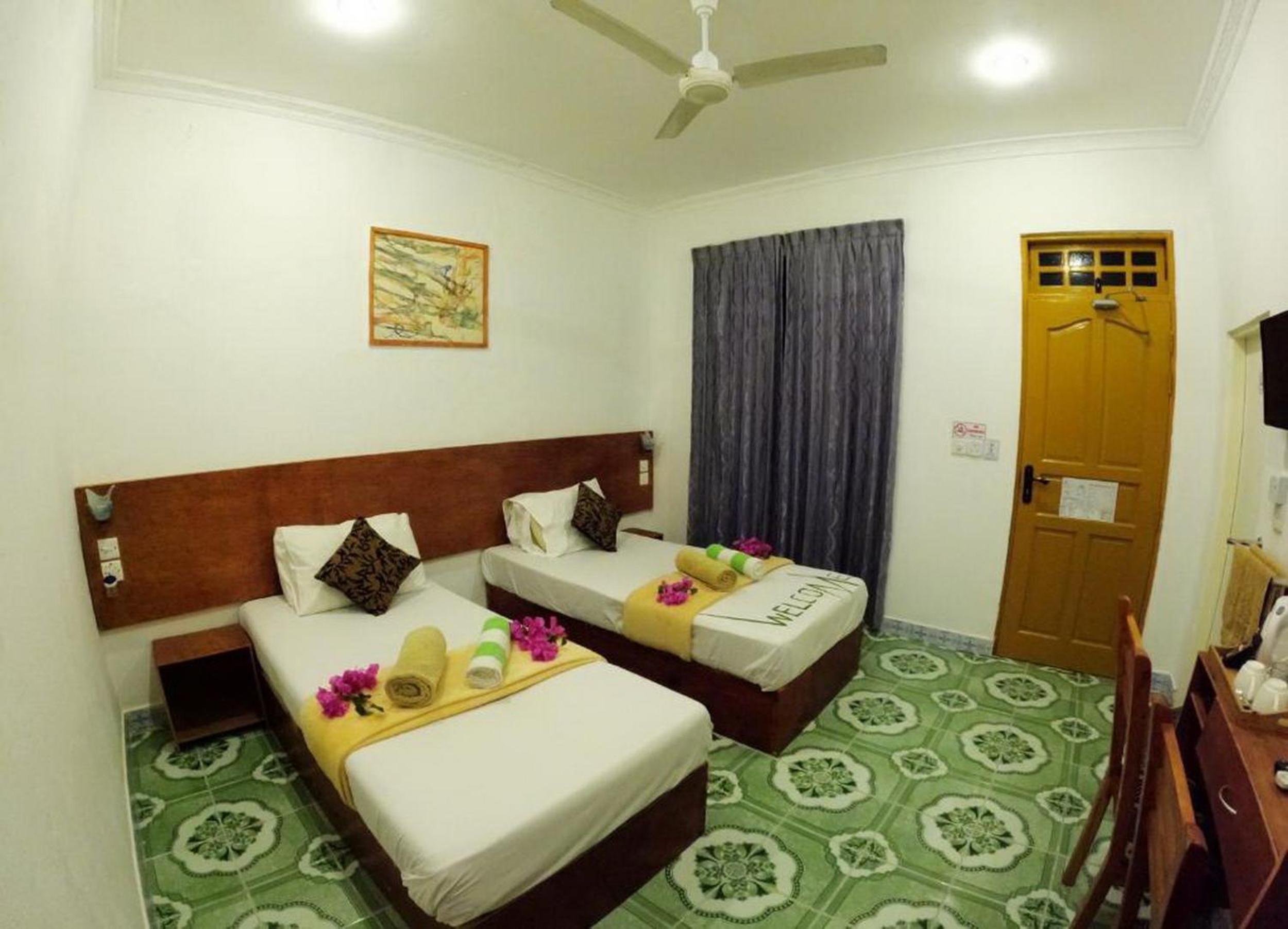 Deluxe Double Or Twin Room photo 3