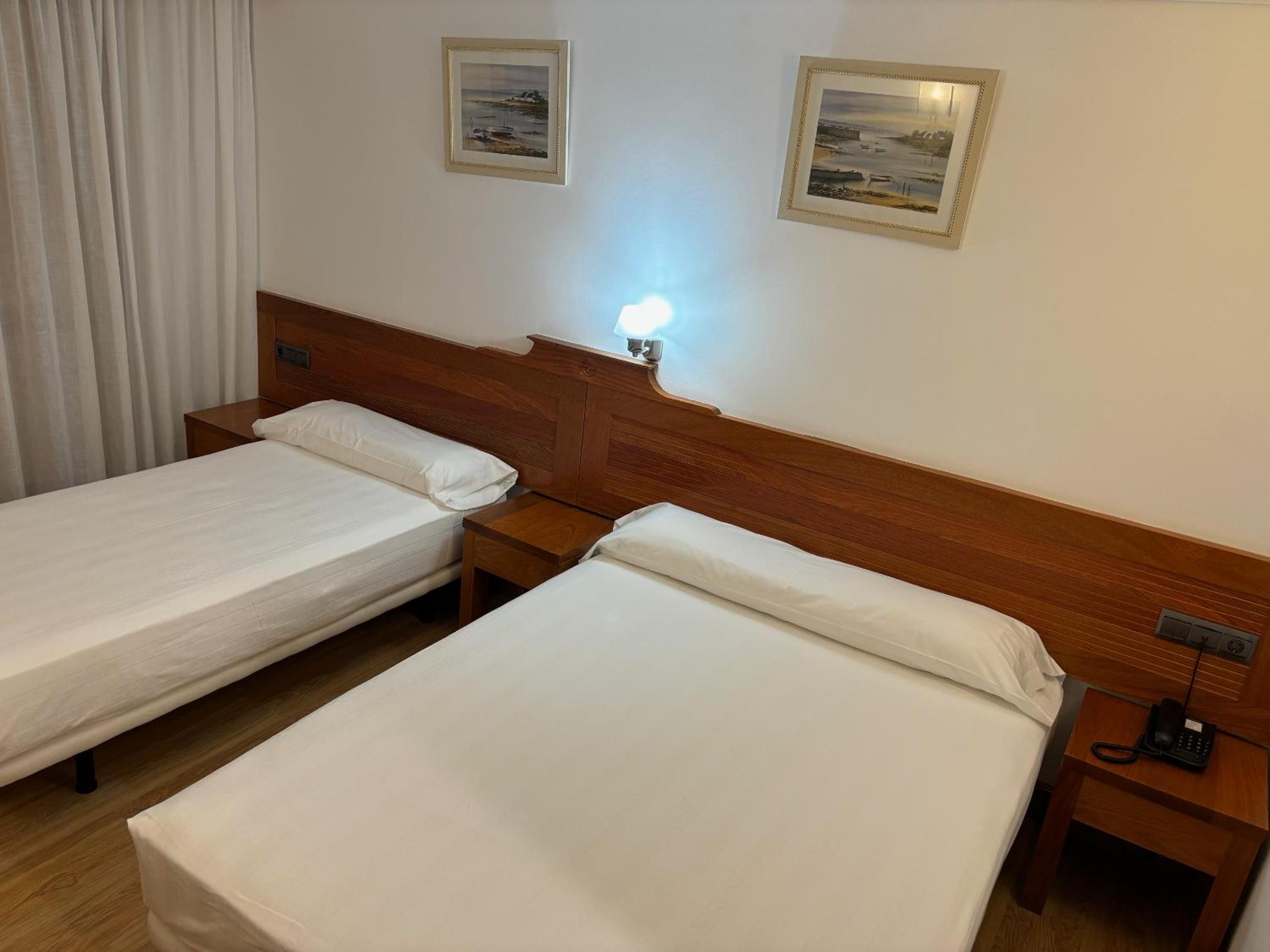 Habitación Doble con Cama Supletoria