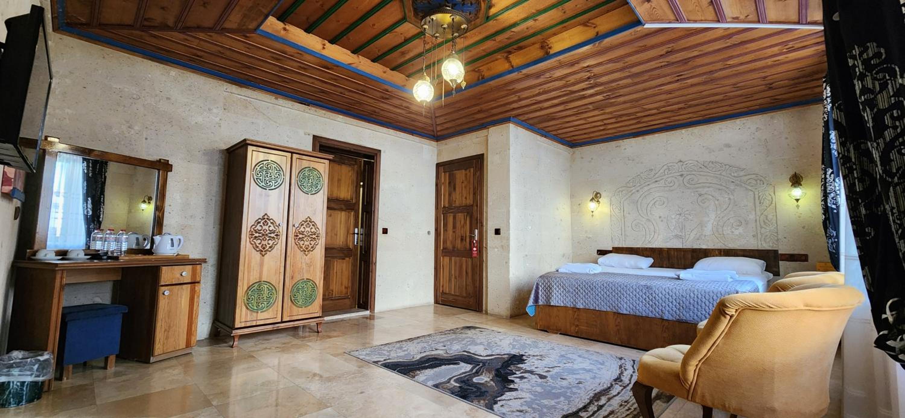 Deluxe Double Room - Photo 1