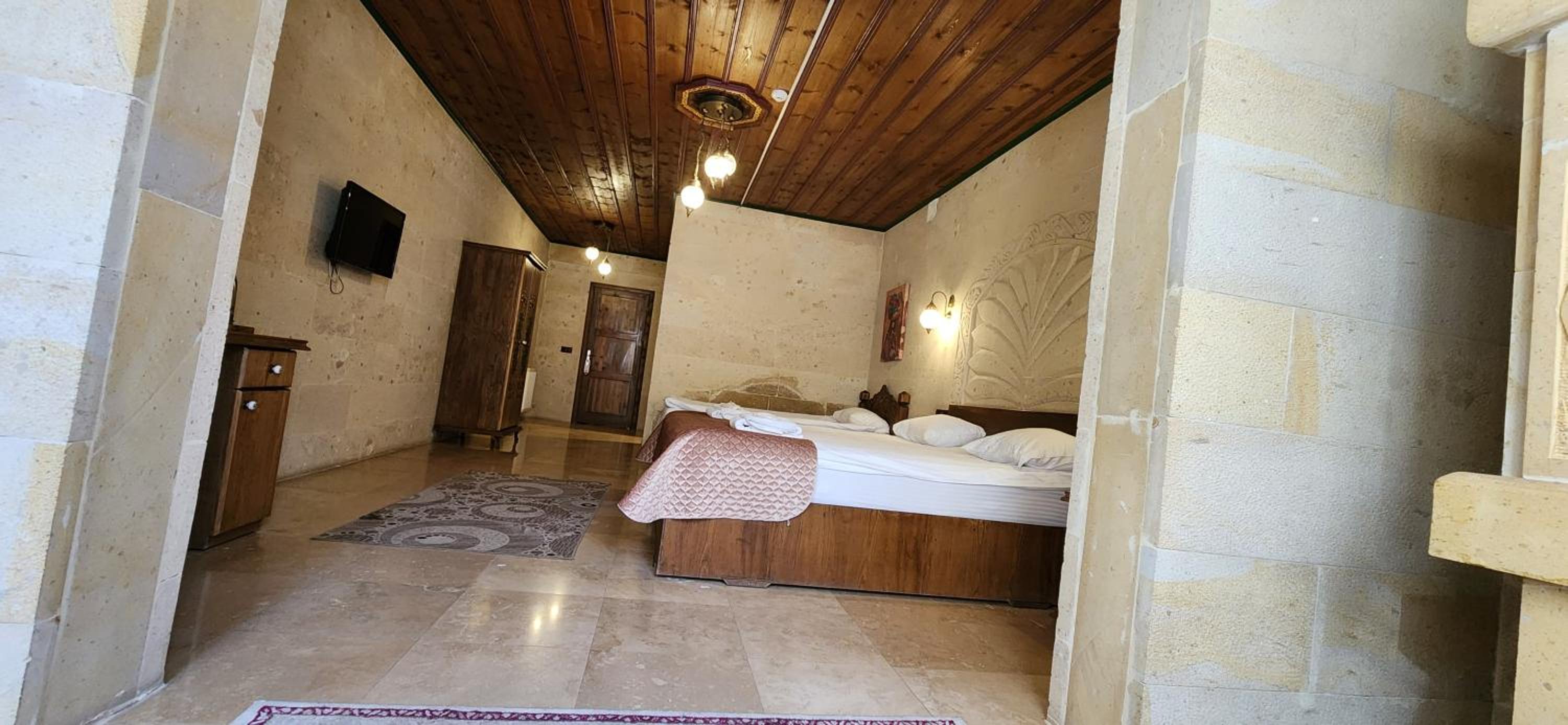Deluxe Double Room photo 3