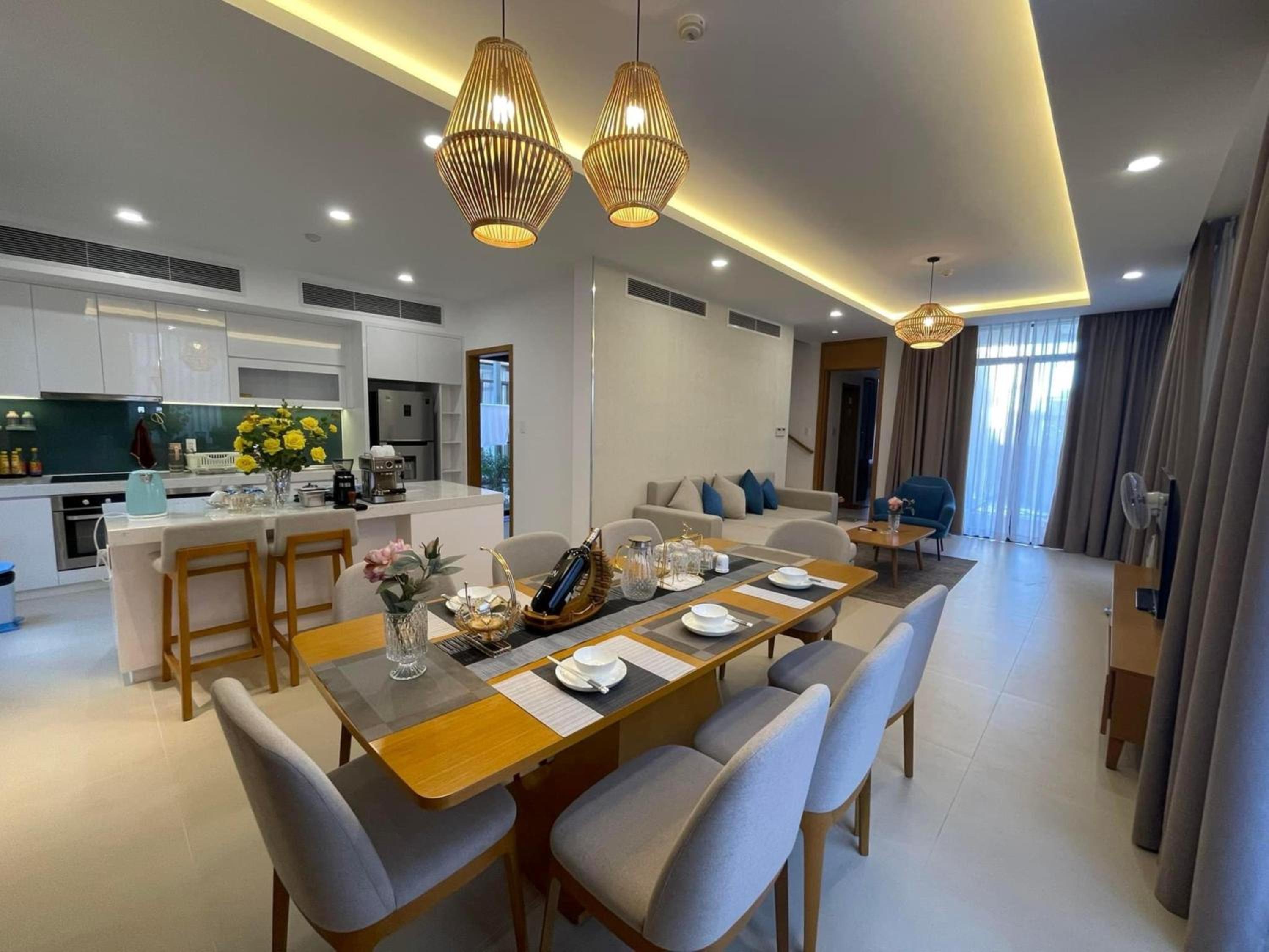 Villa photo 2