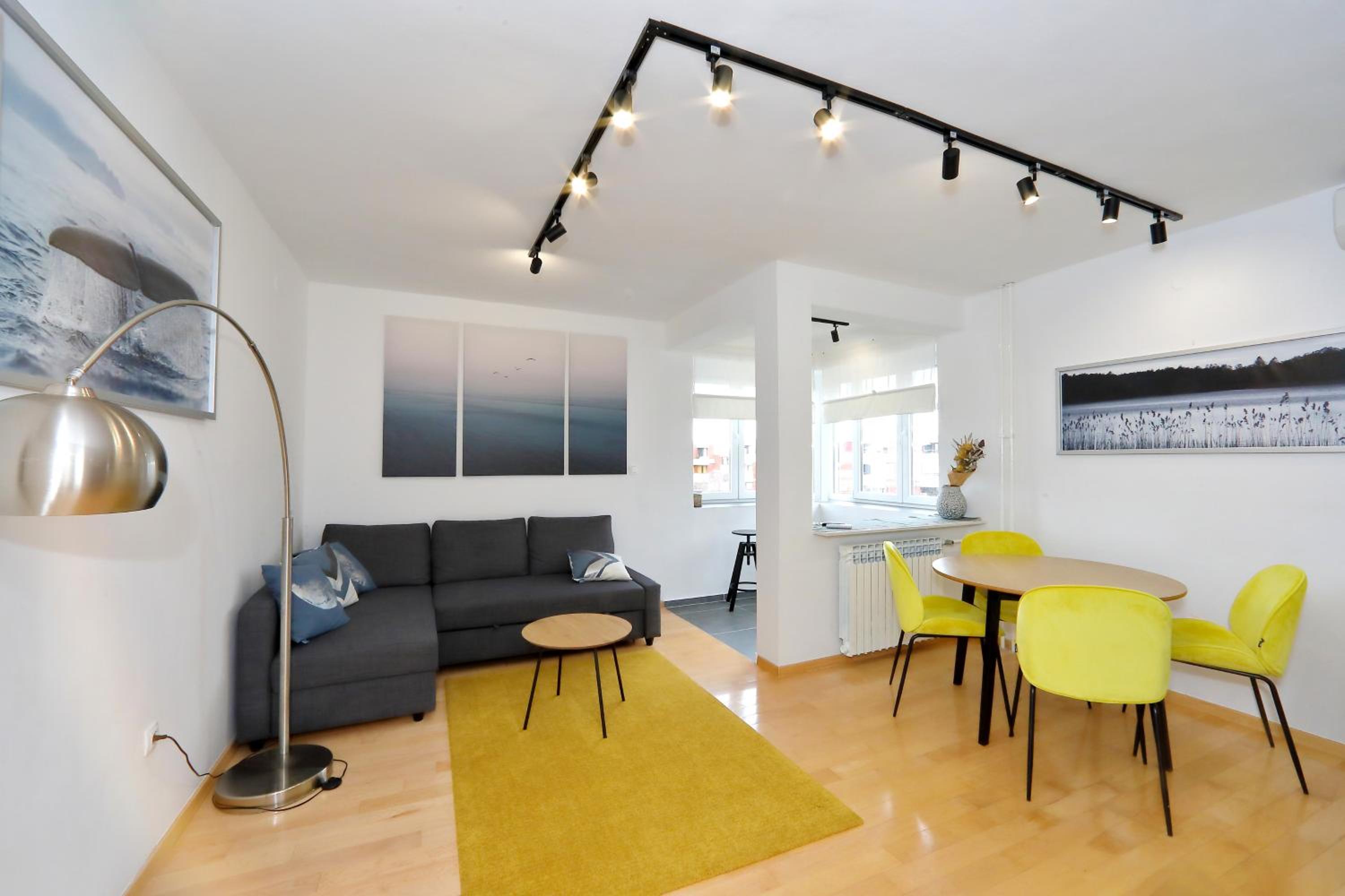 One-Bedroom Apartment
