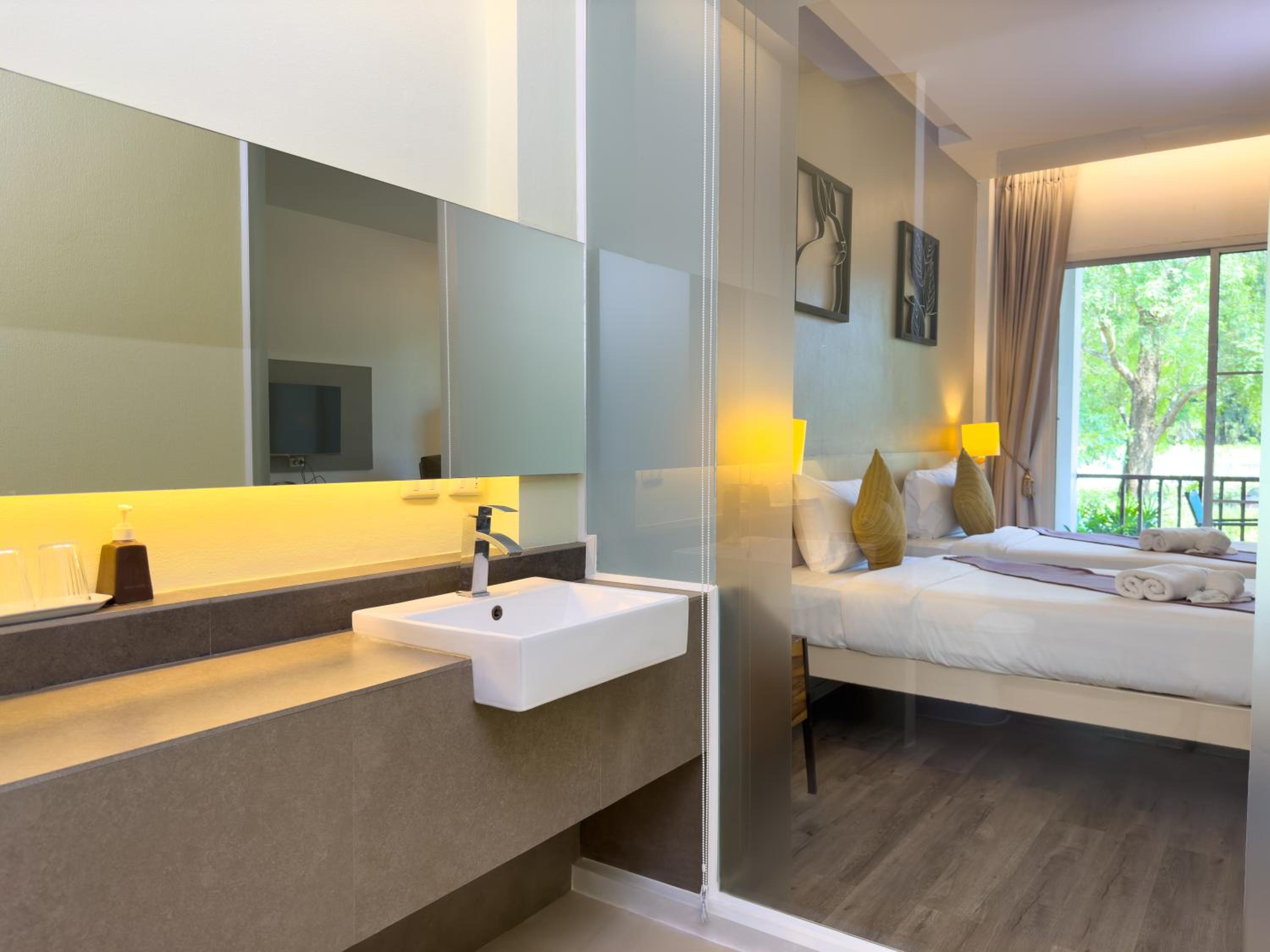 Twin Room with Garden View - Photo 4