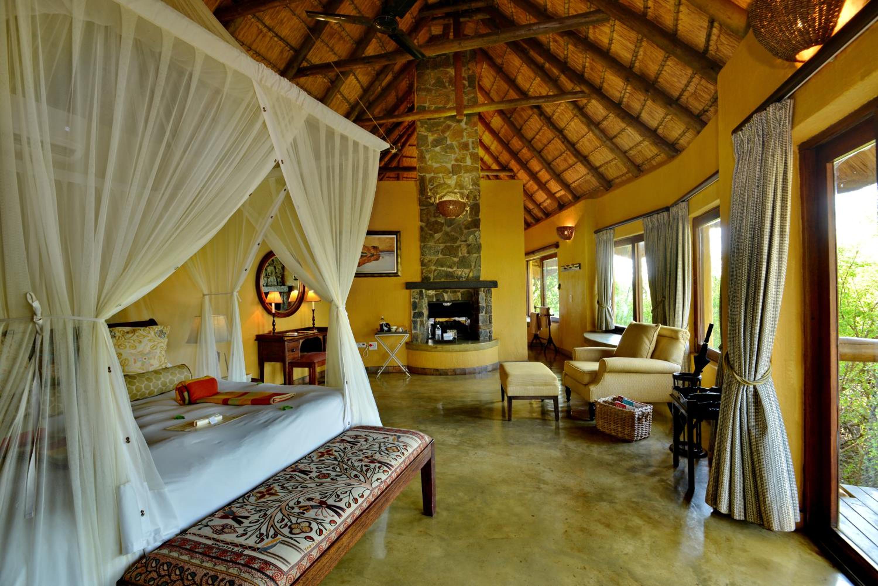 Villa - Photo 2