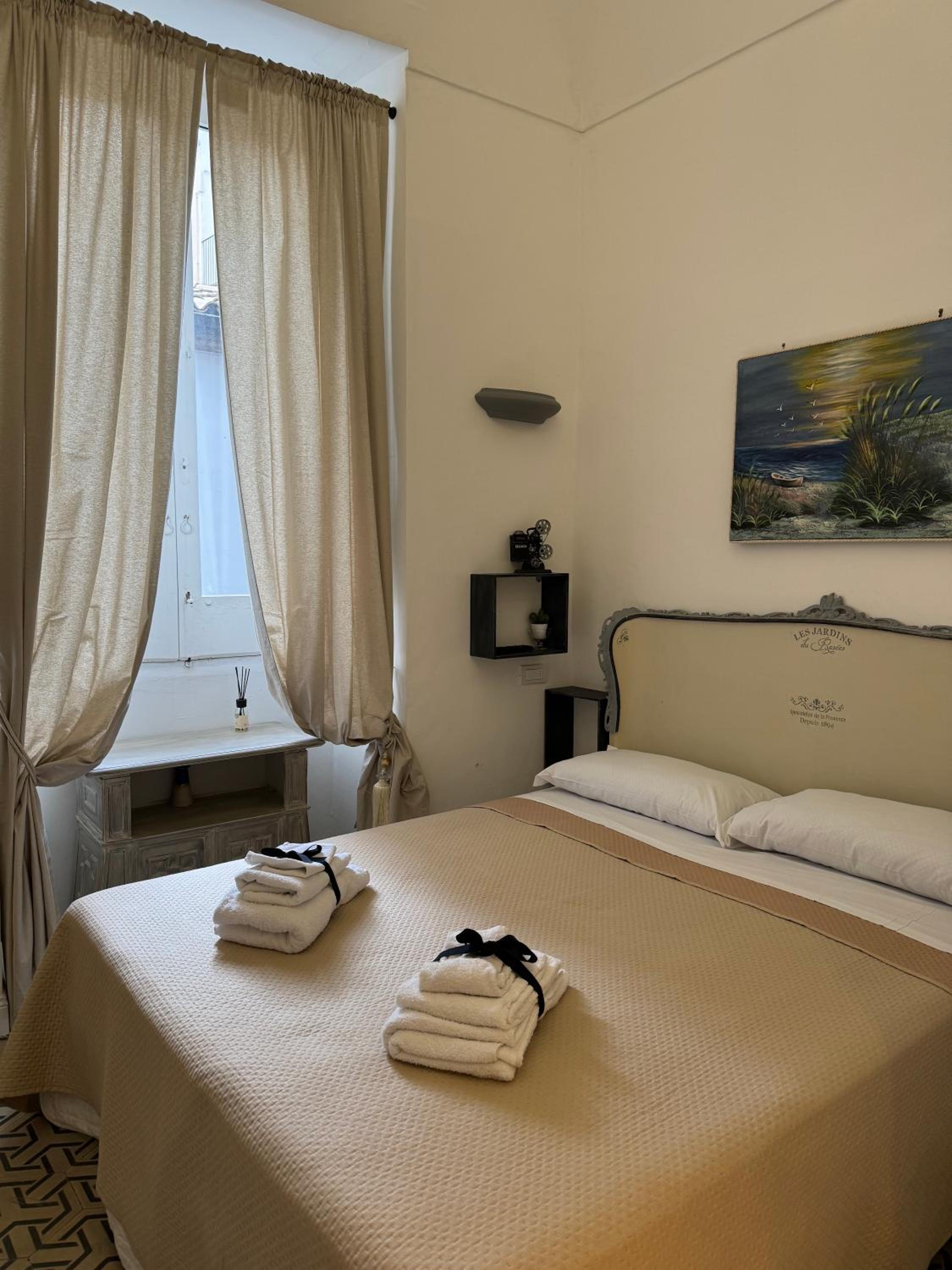 Double Room With Private Bathroom