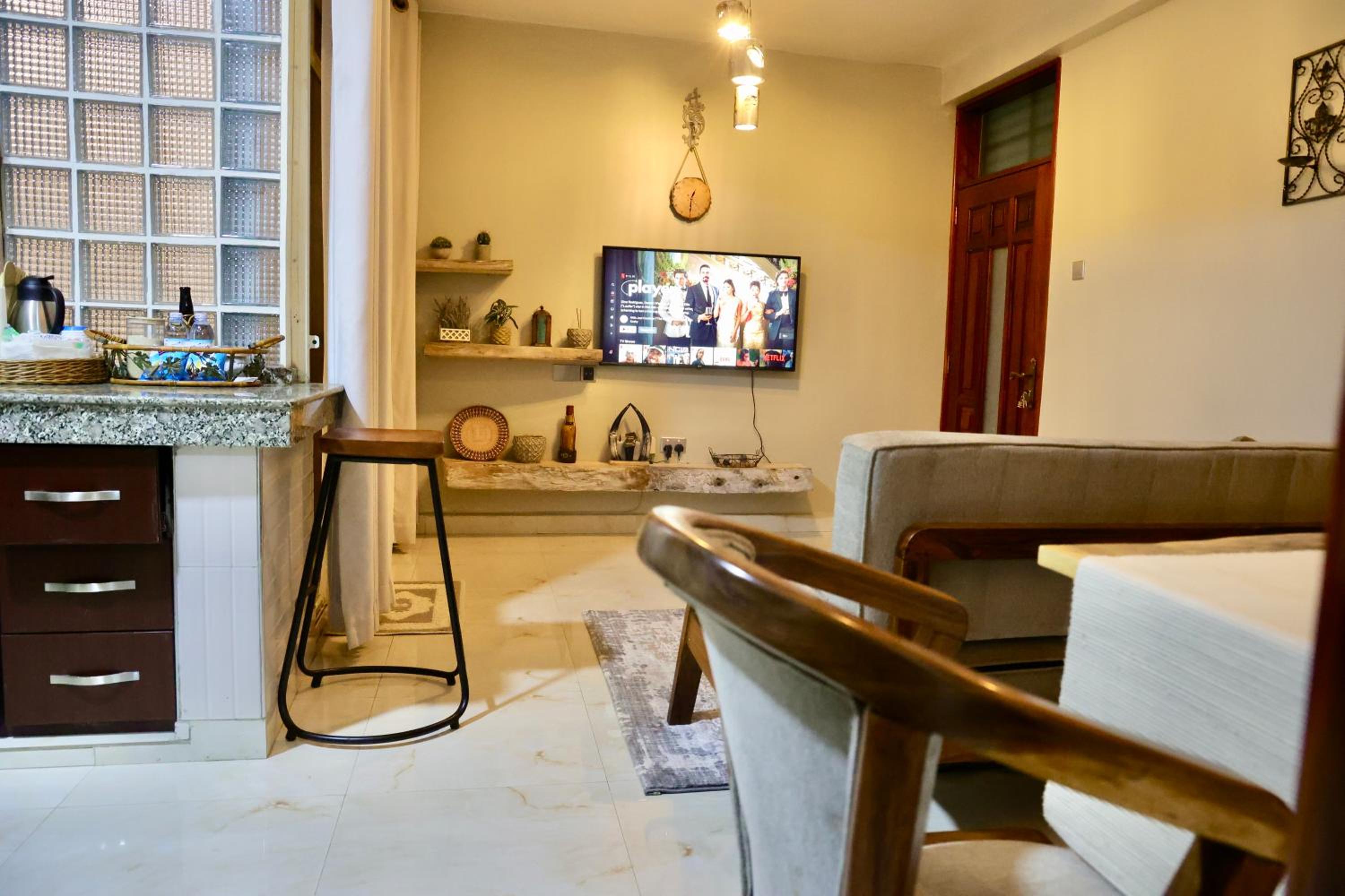 One-Bedroom Apartment