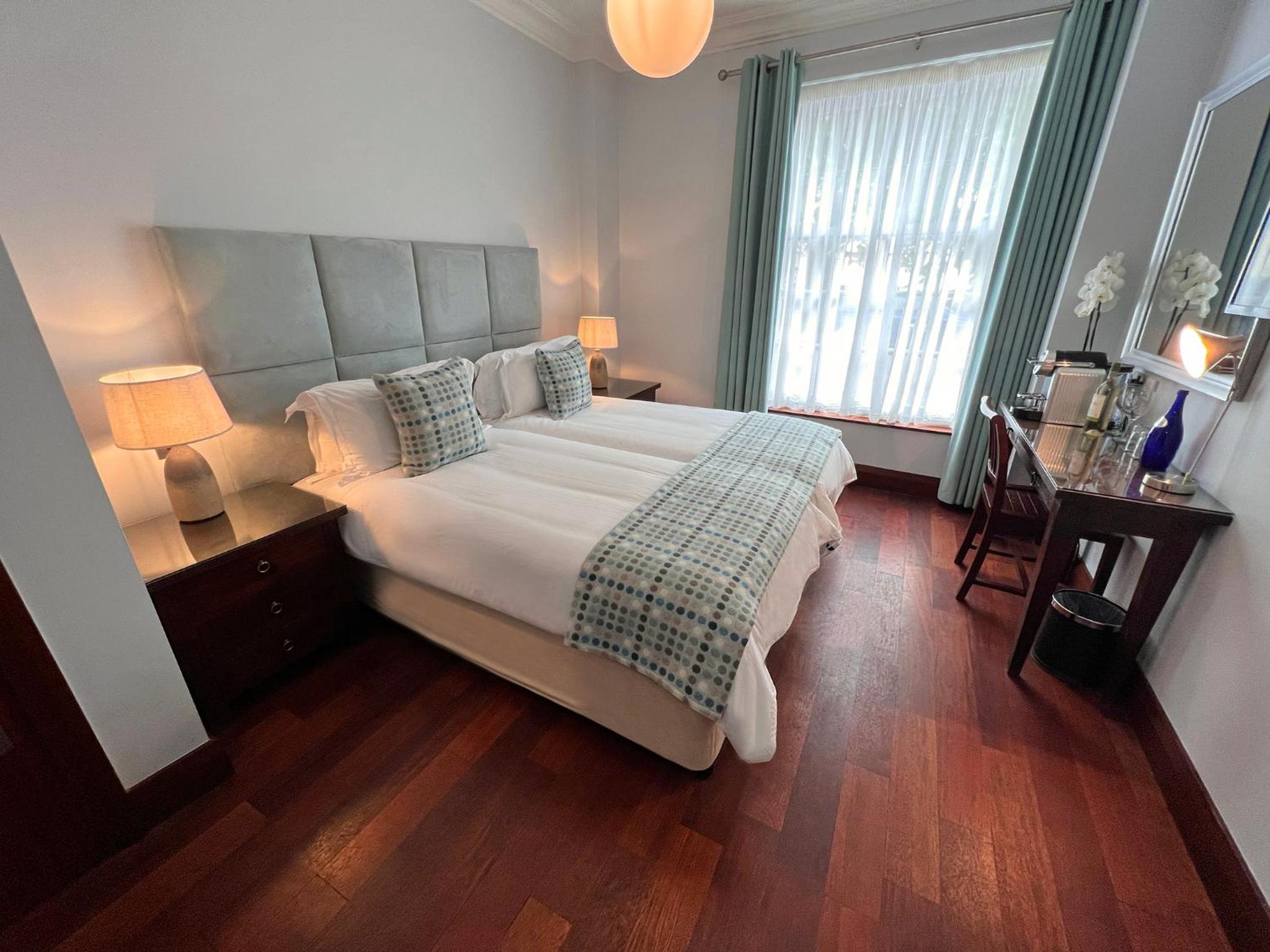 Twin Room - Townhouse