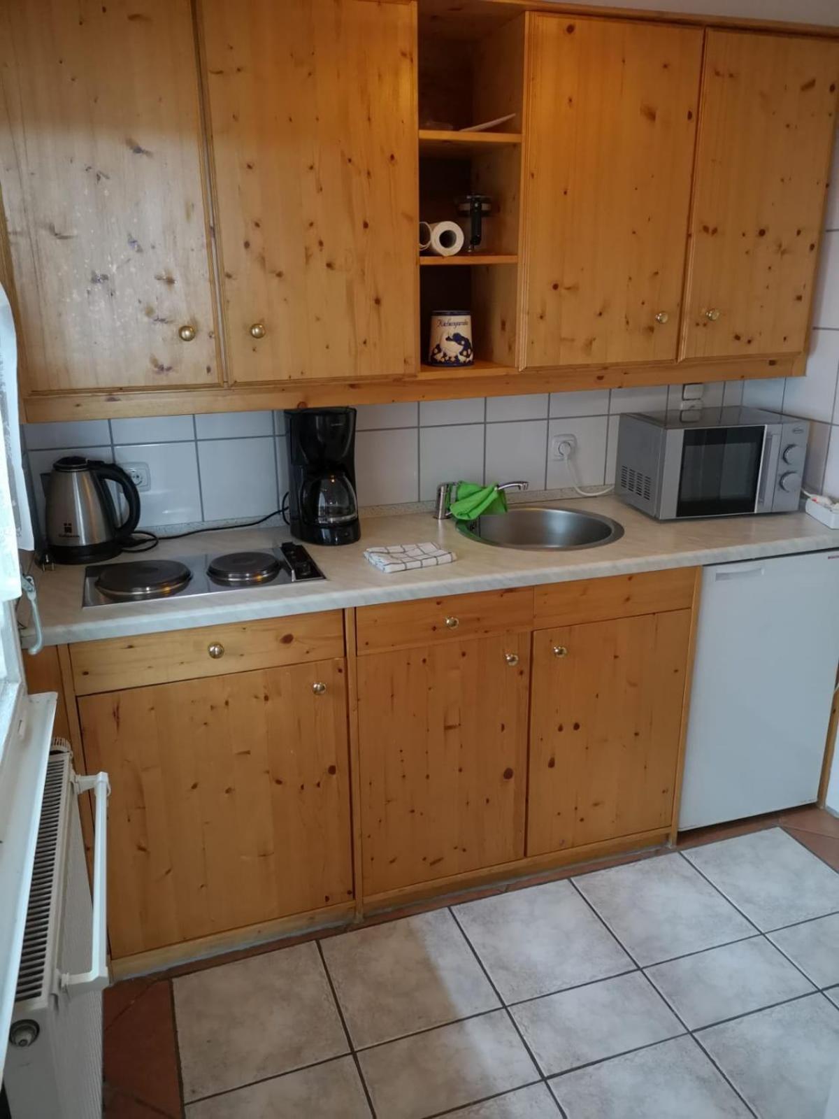 Two-Bedroom House - Photo 3