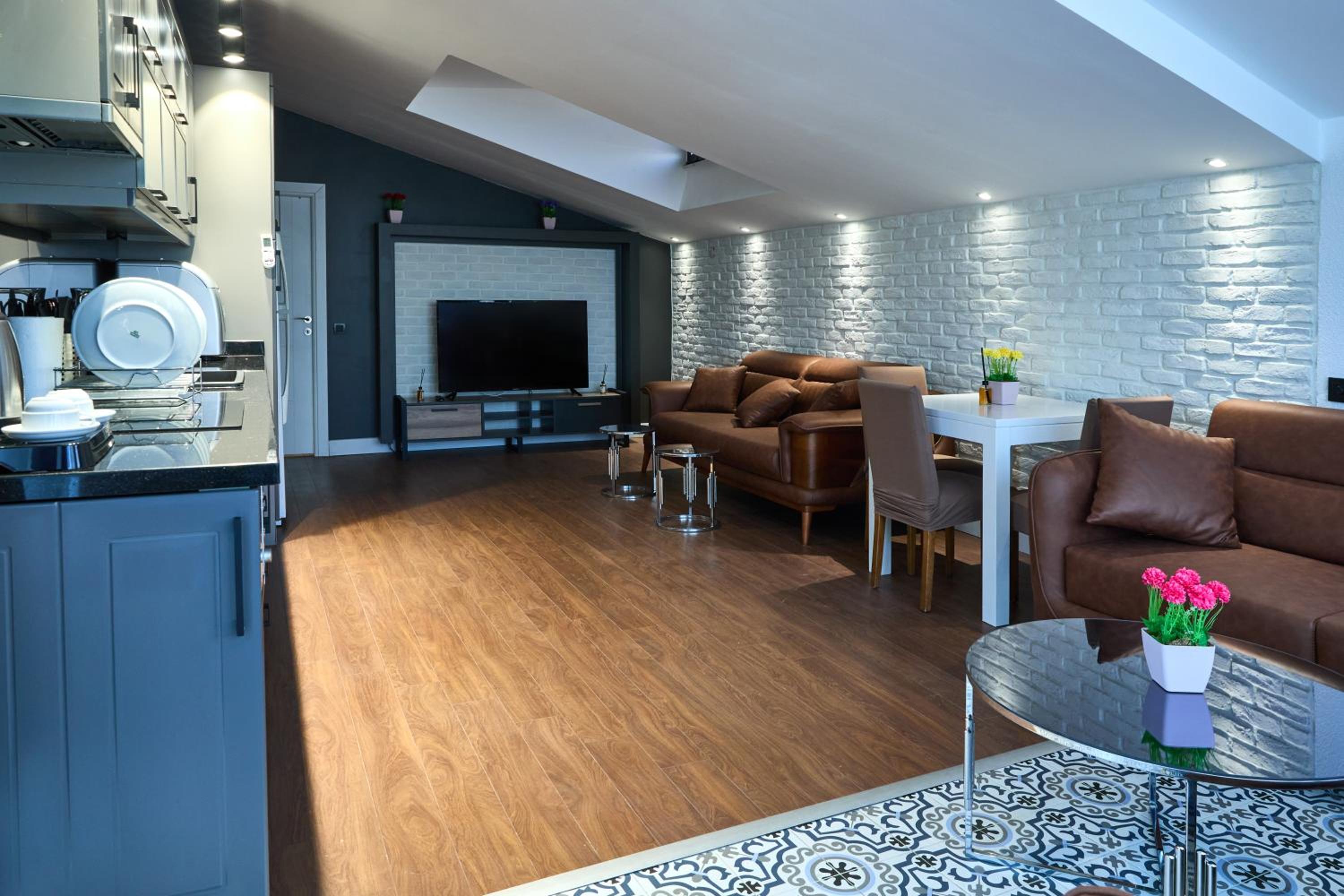 Penthouse Apartment photo 3
