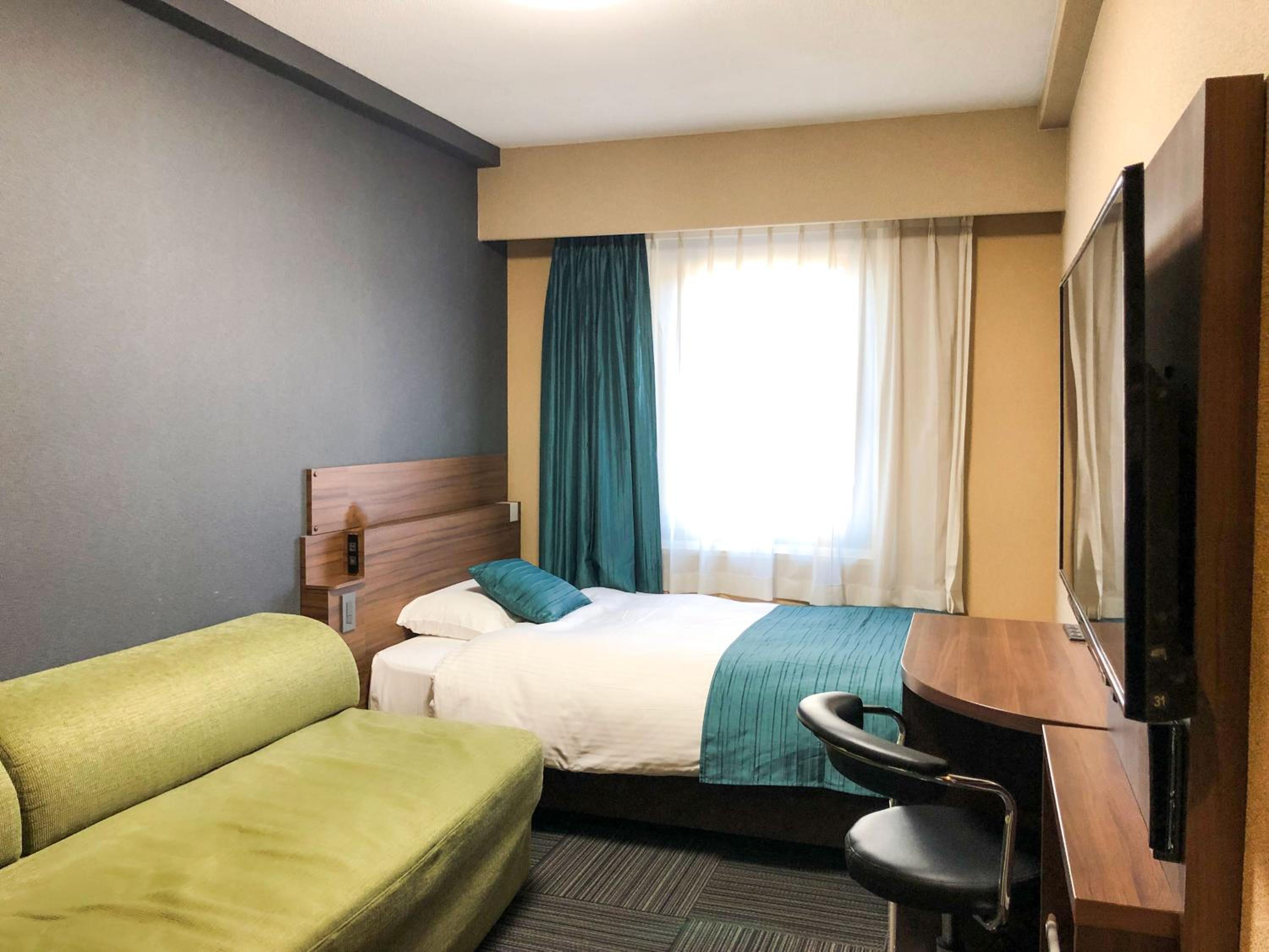 Single Room with Sofa Bed - Non-Smoking photo 1