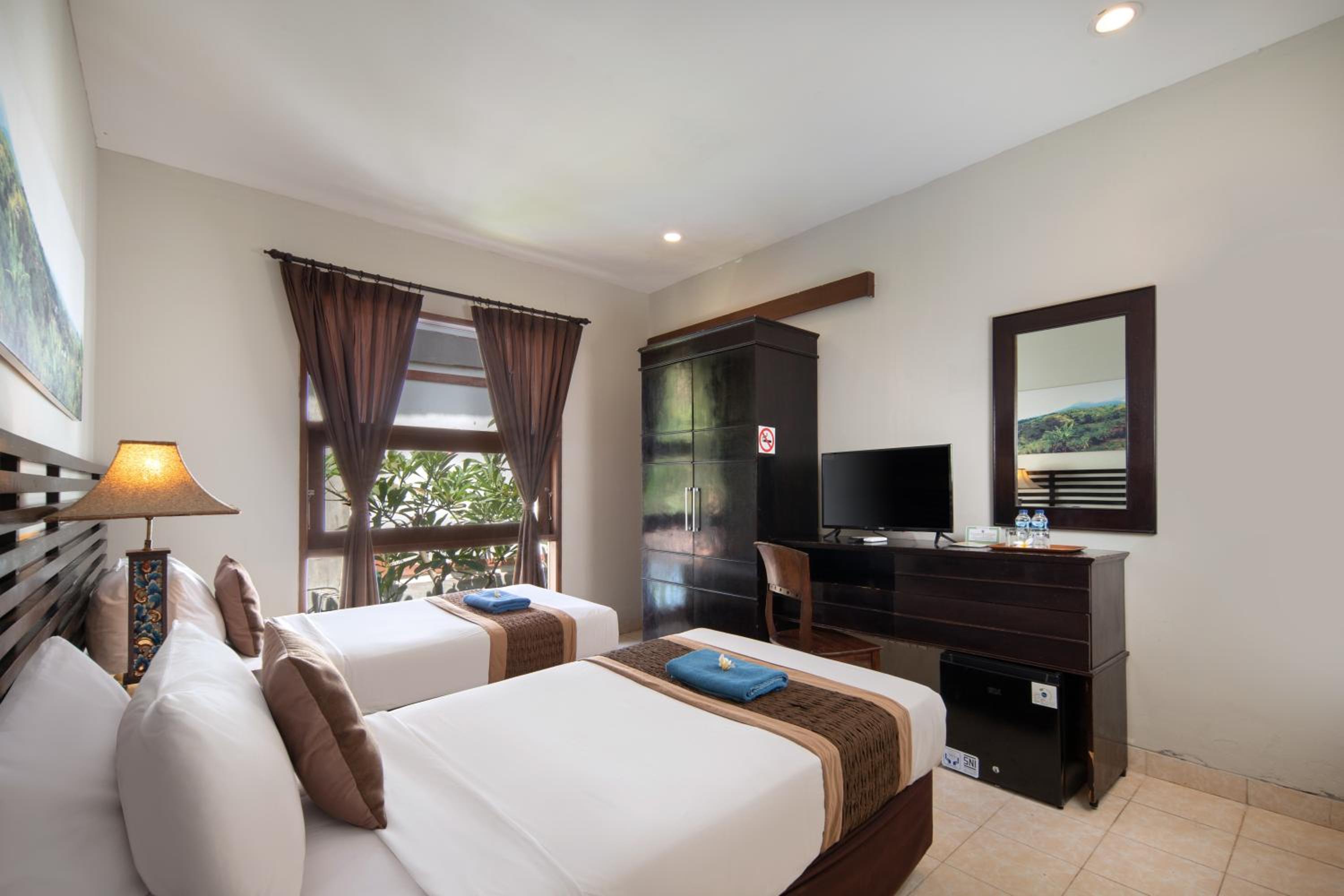 Standard Double or Twin Room photo 2