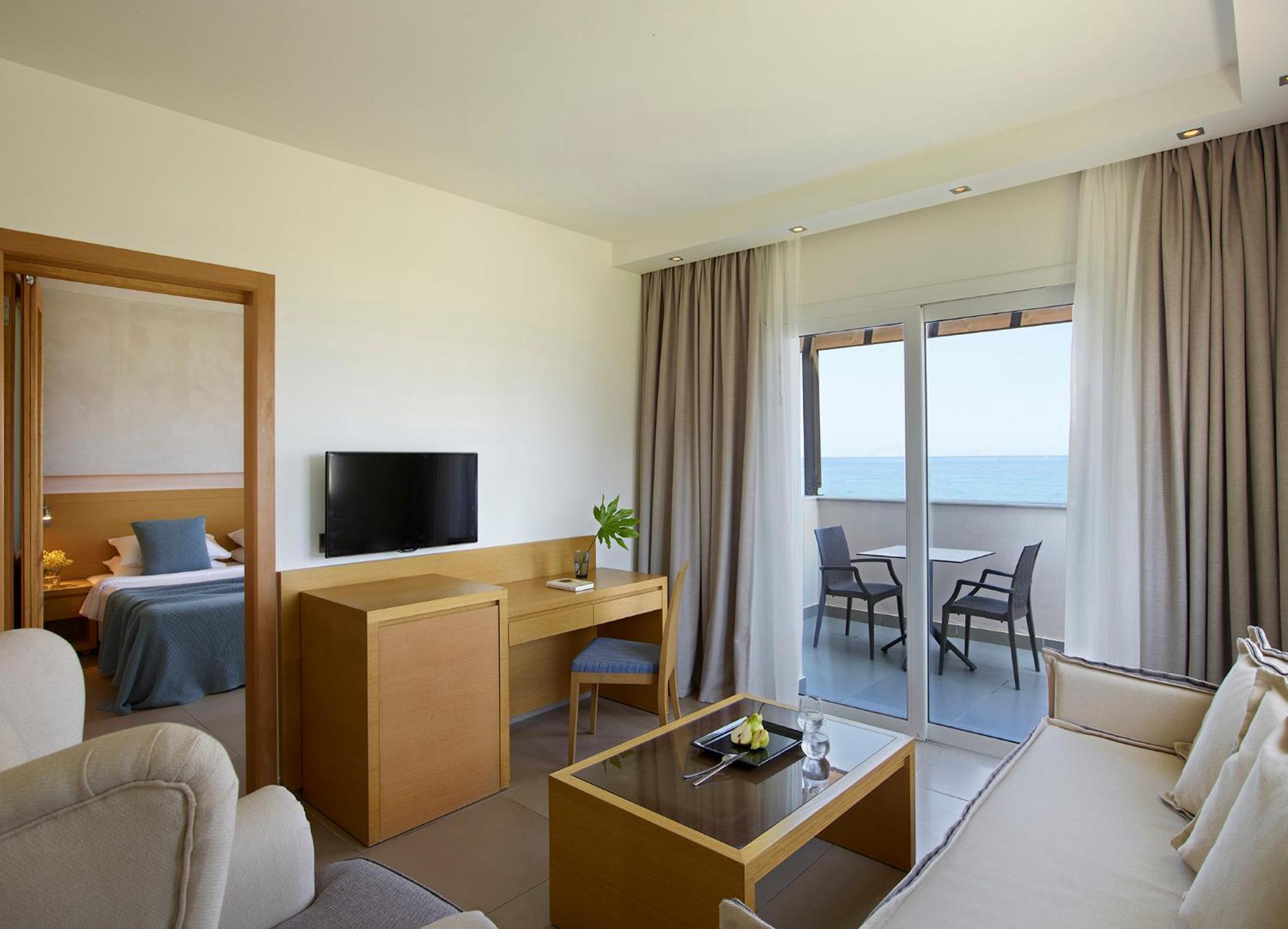 Superior Family Room Limited Sea View