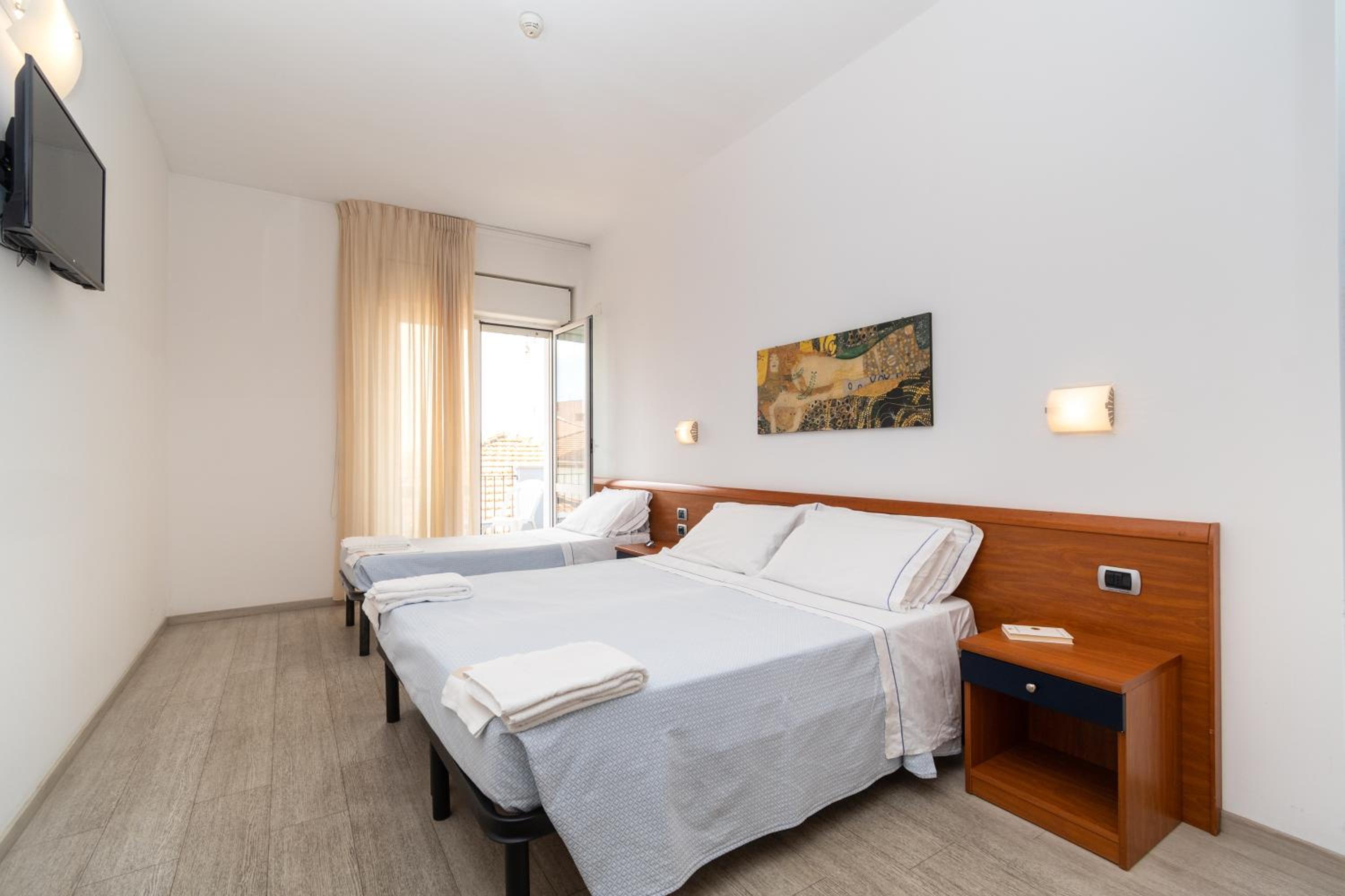 Triple Room photo 2