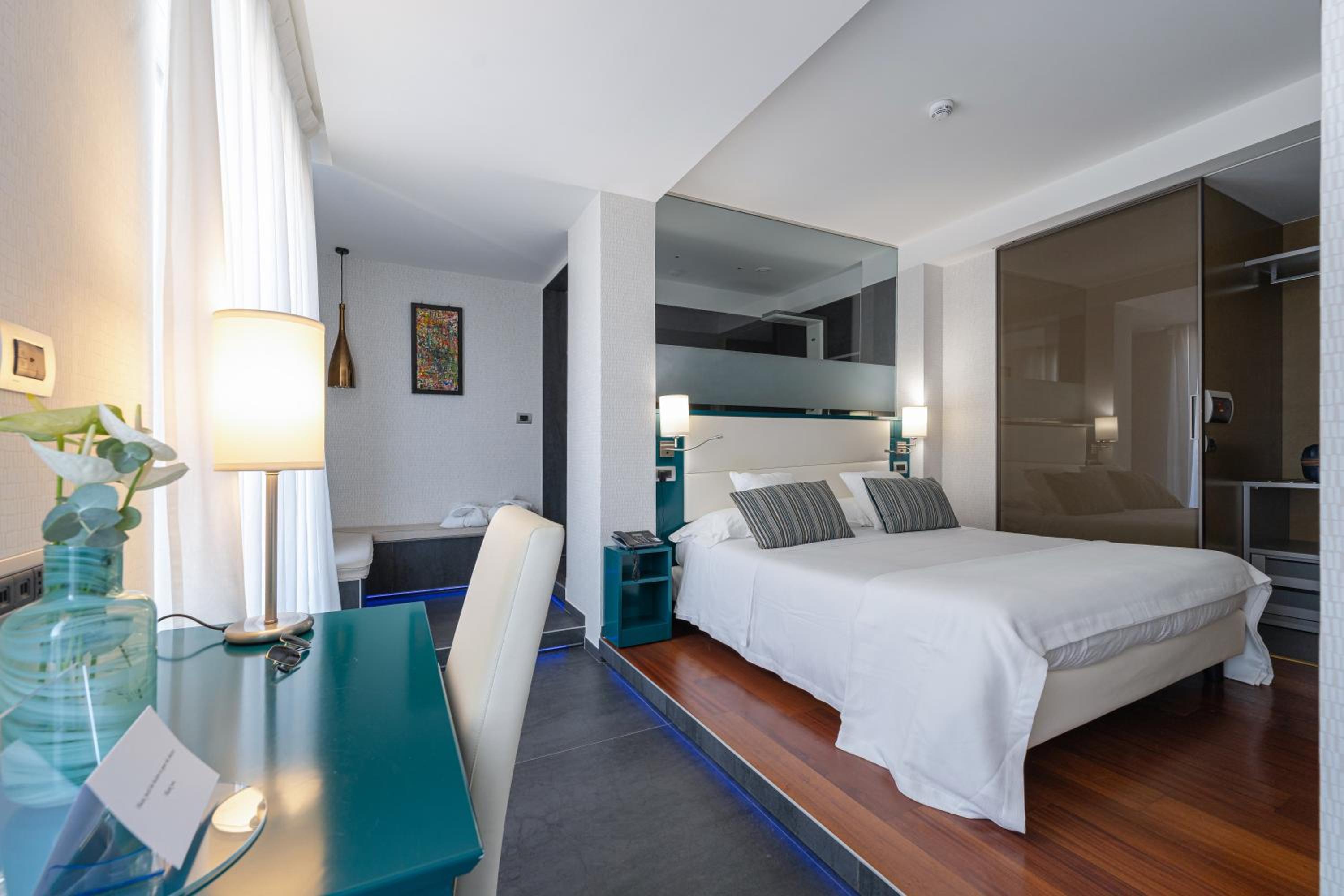 Suite with Sea View photo 1