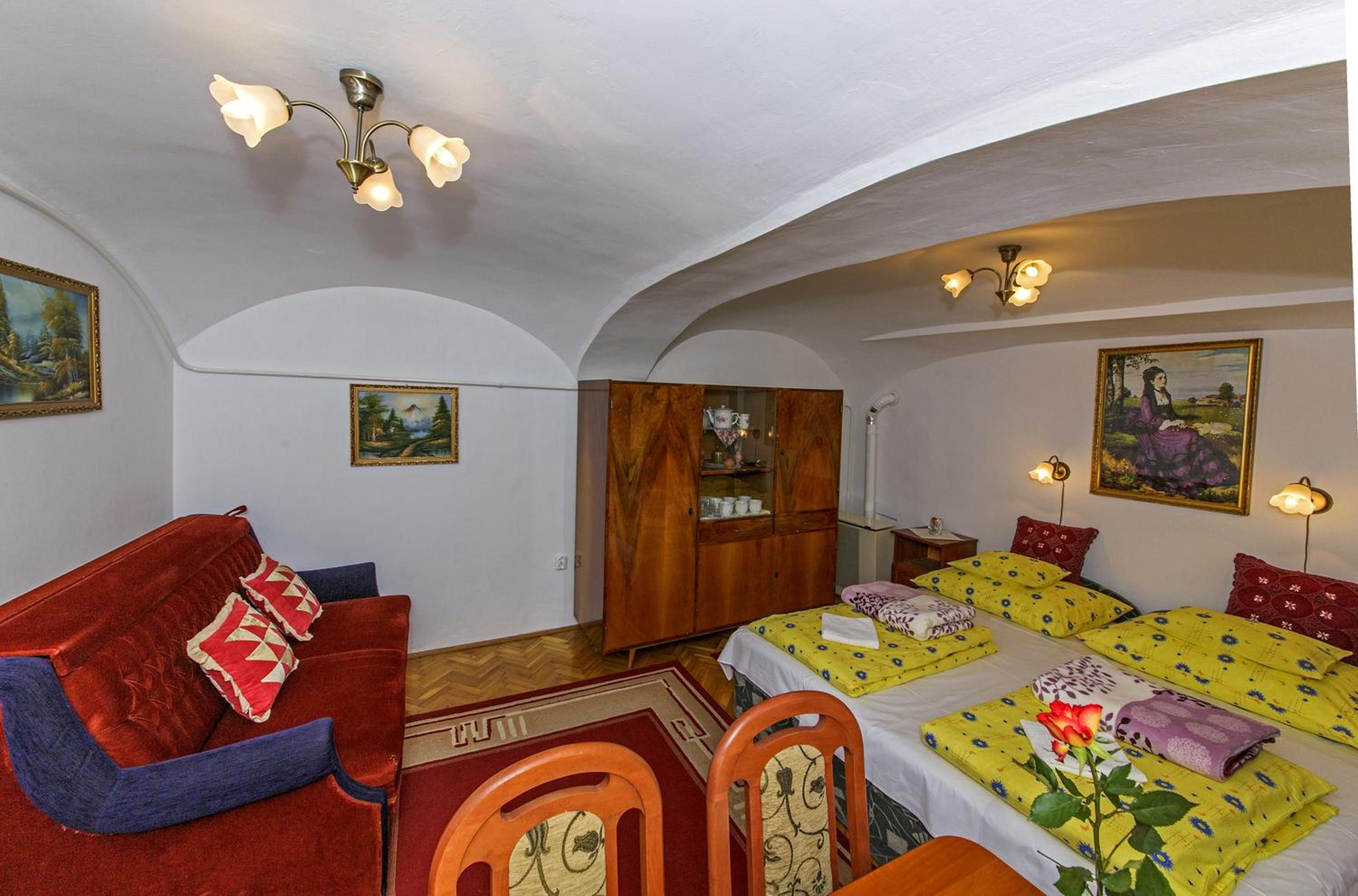 Two-Bedorom Apartment with Balcony - Photo 12
