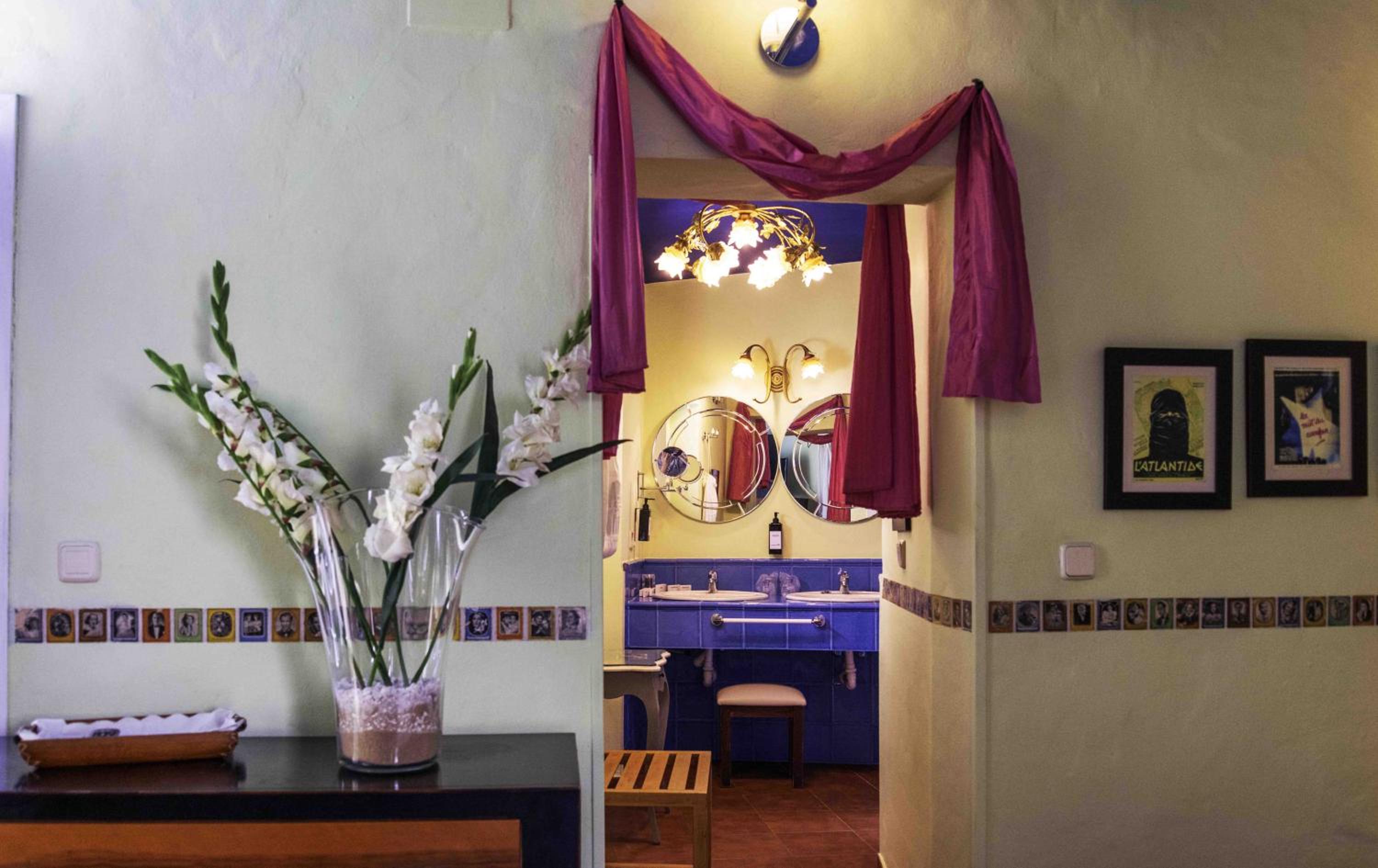 Double Room with Private Bathroom photo 2