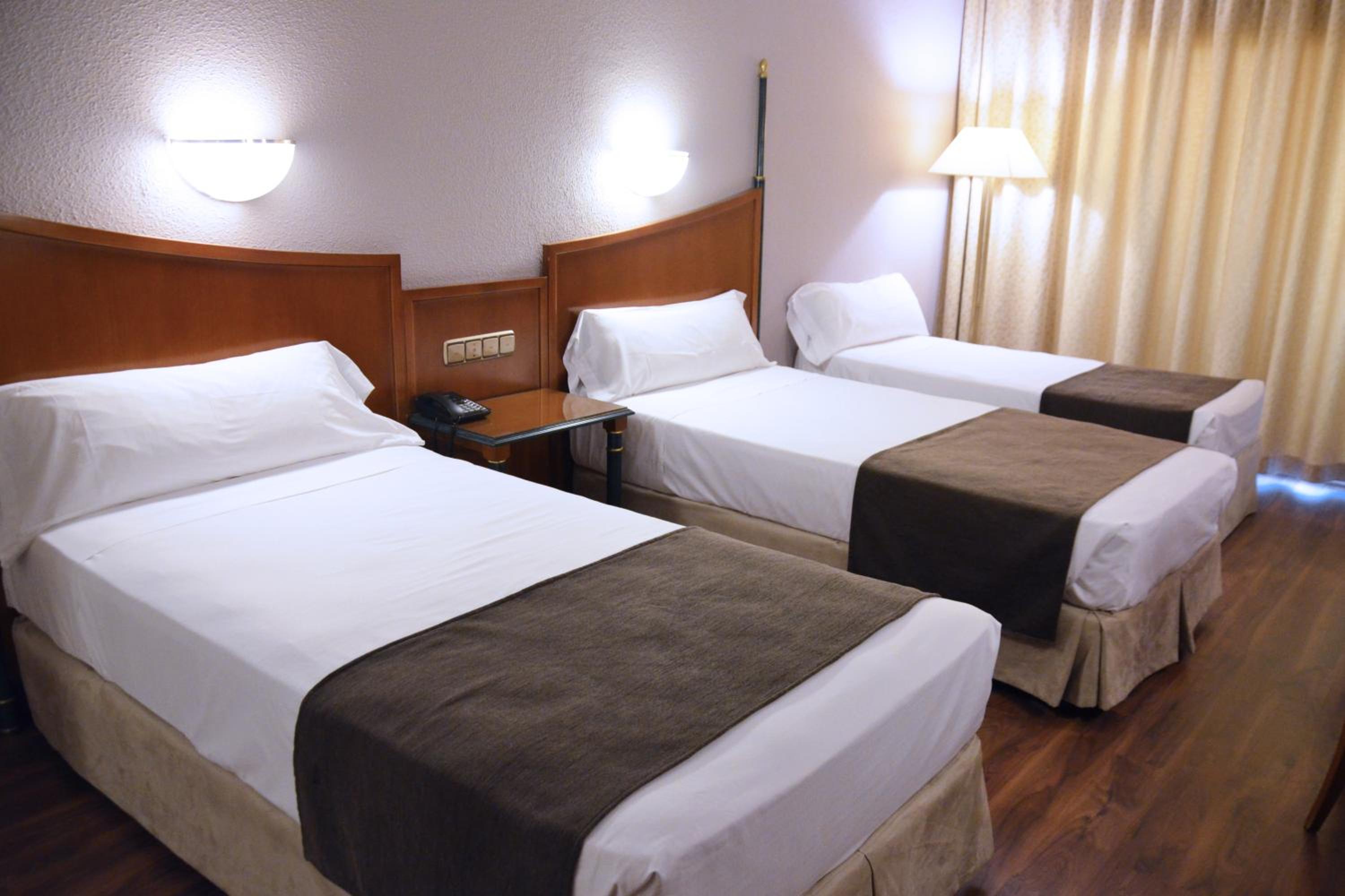 Triple Room - Photo 3
