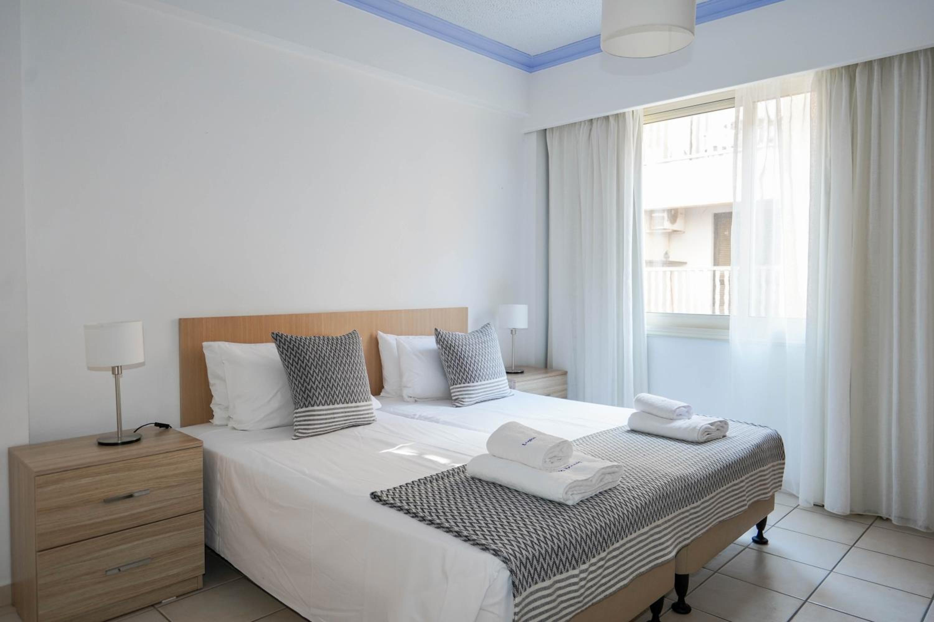 One-Bedroom Suite - Photo 1