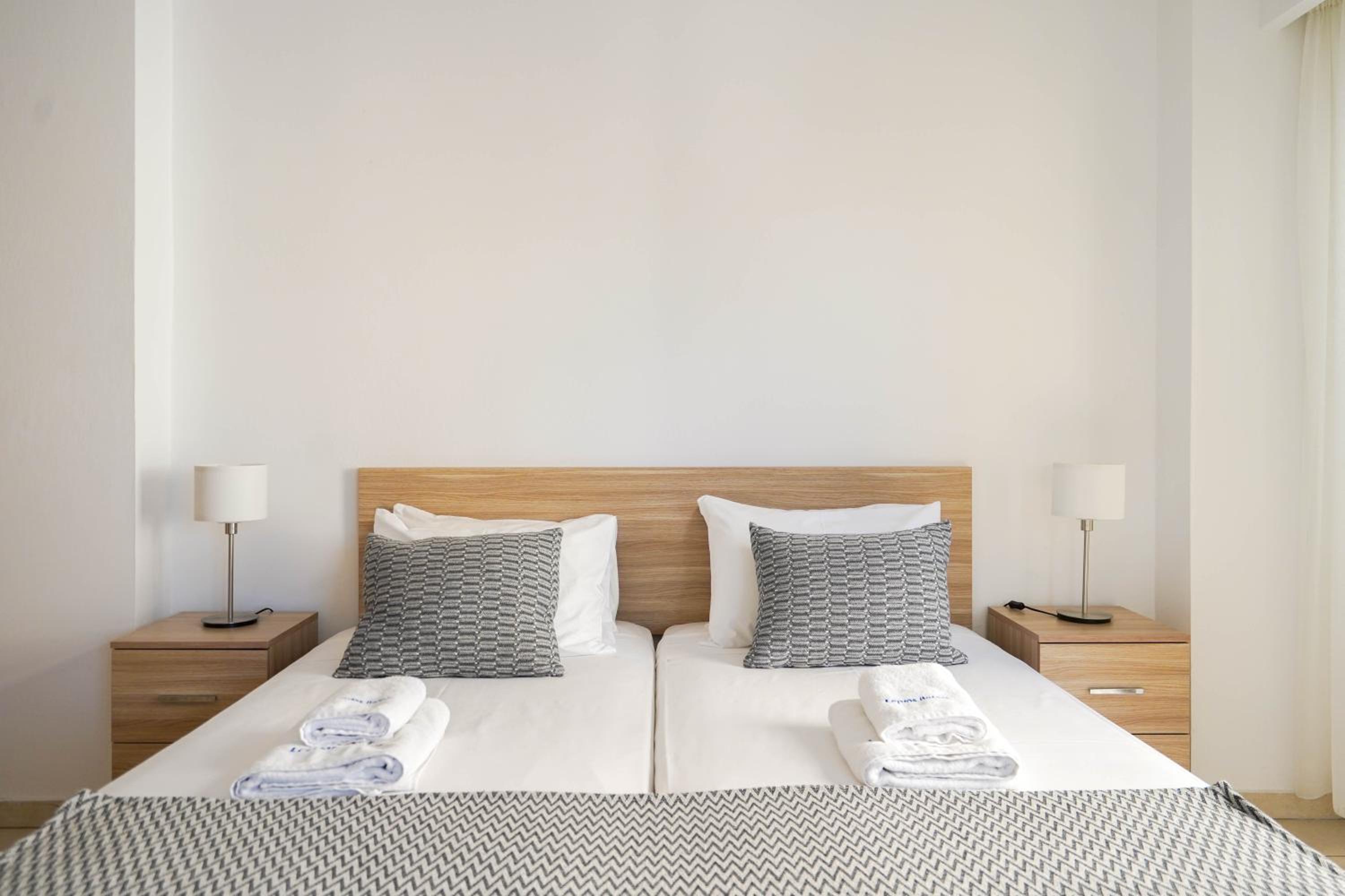 Two-Bedroom Suite - Photo 3
