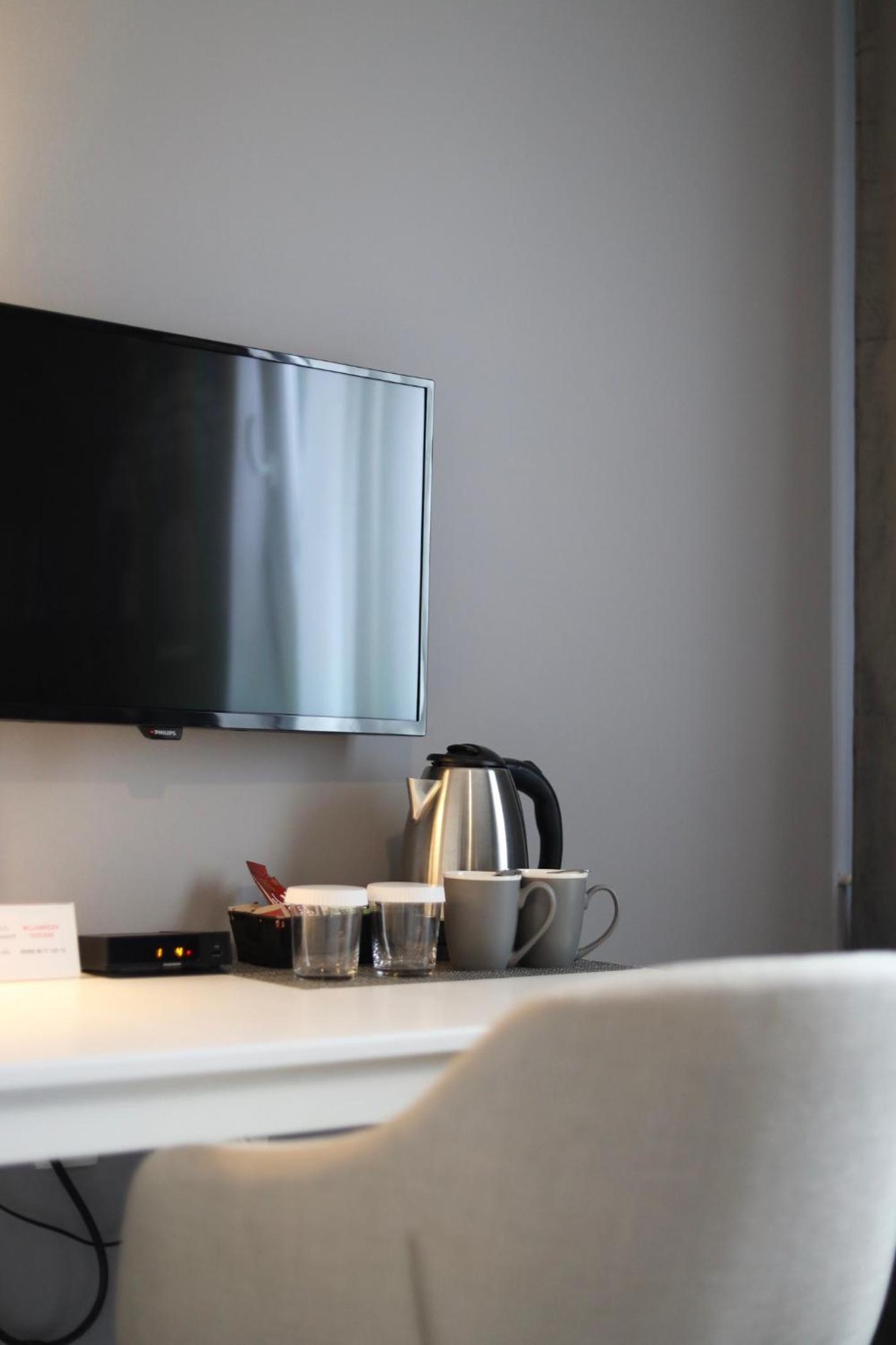 Double Room with Private Bathroom - Photo 3