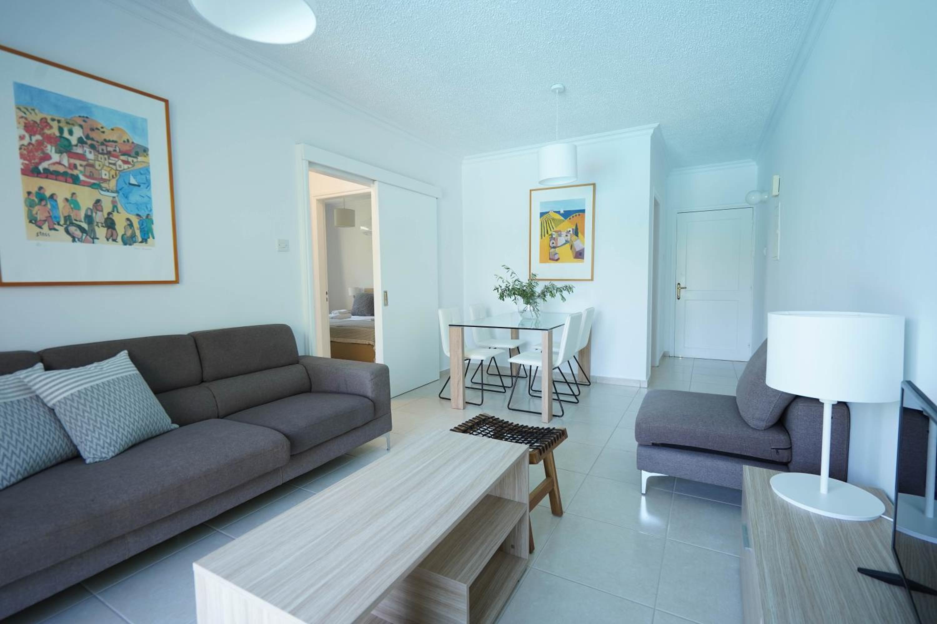 Two-Bedroom Suite - Photo 6