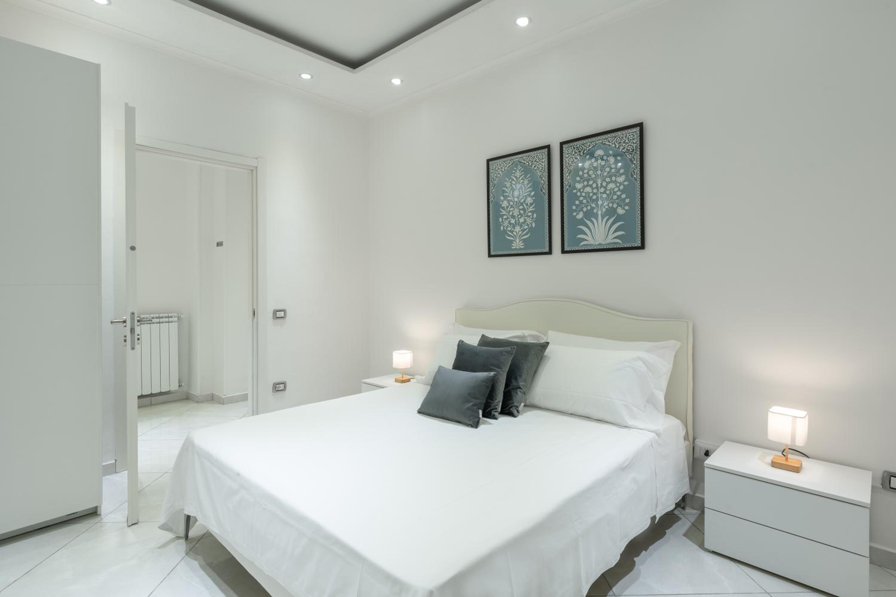 Standard King Room photo 1