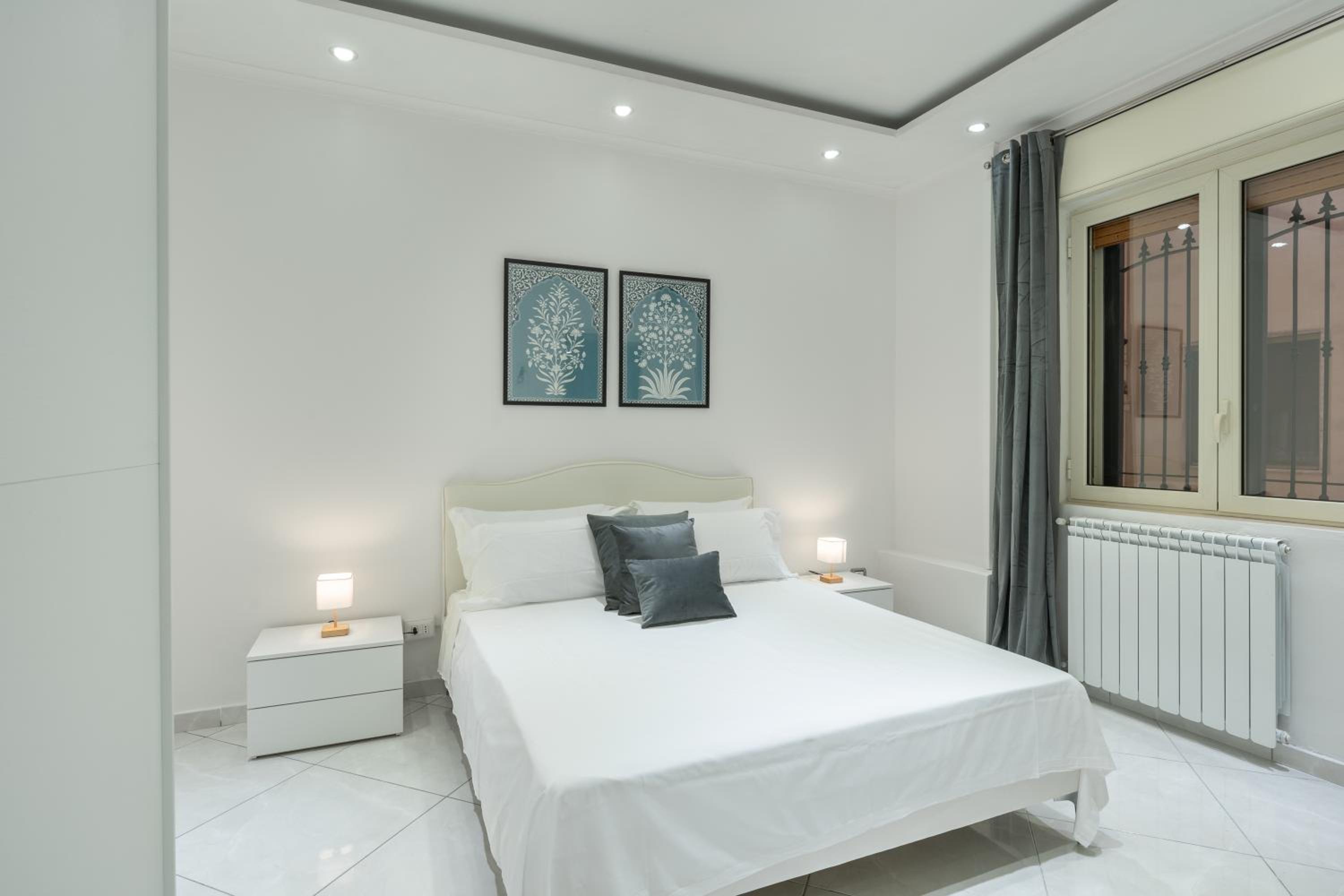 Standard King Room photo 2