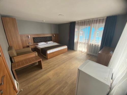 Family Room with Sea View photo 2