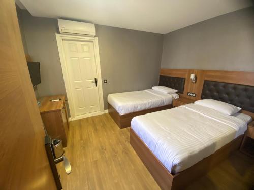 Standard Twin Room photo 2