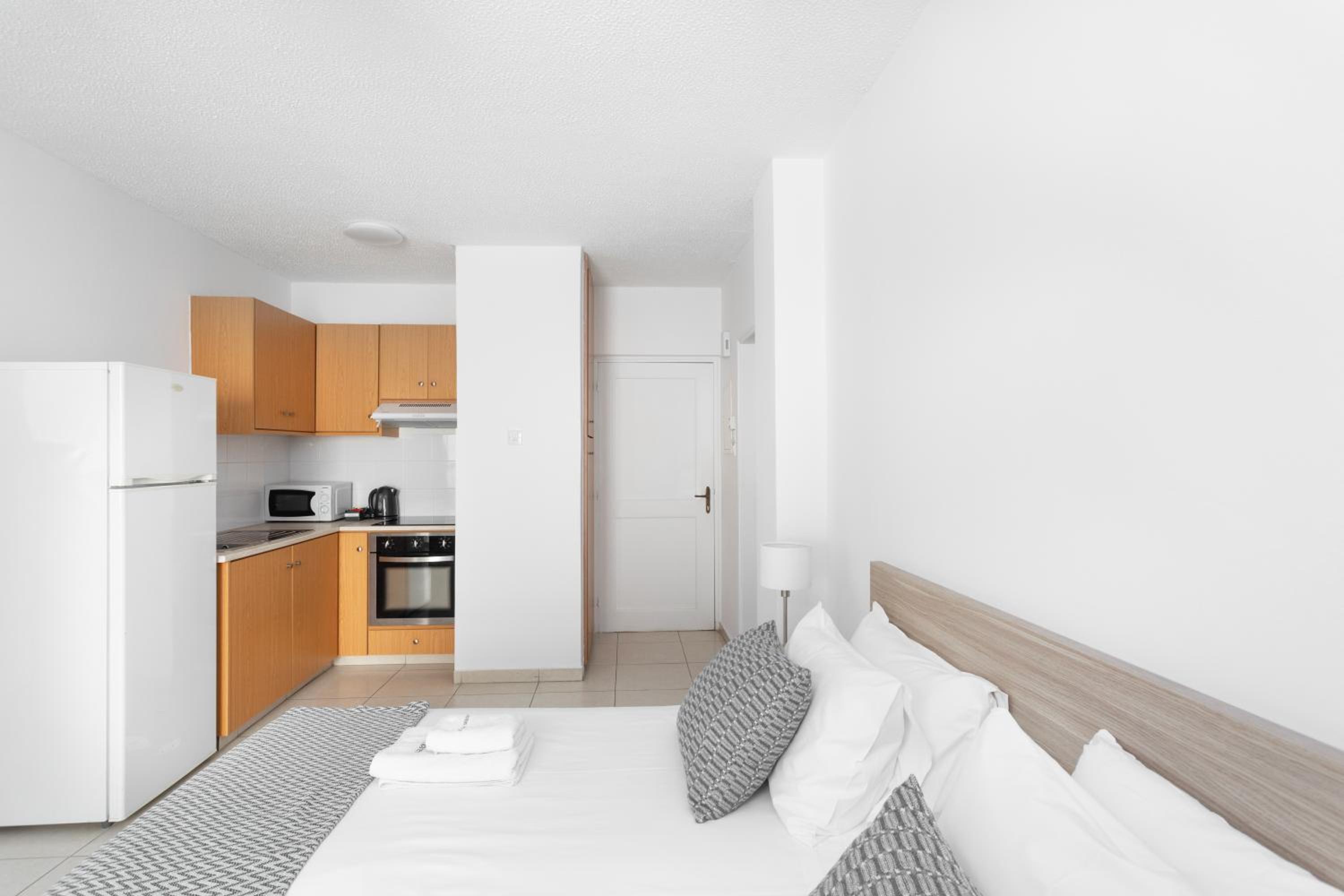 Studio Suite - Photo 4