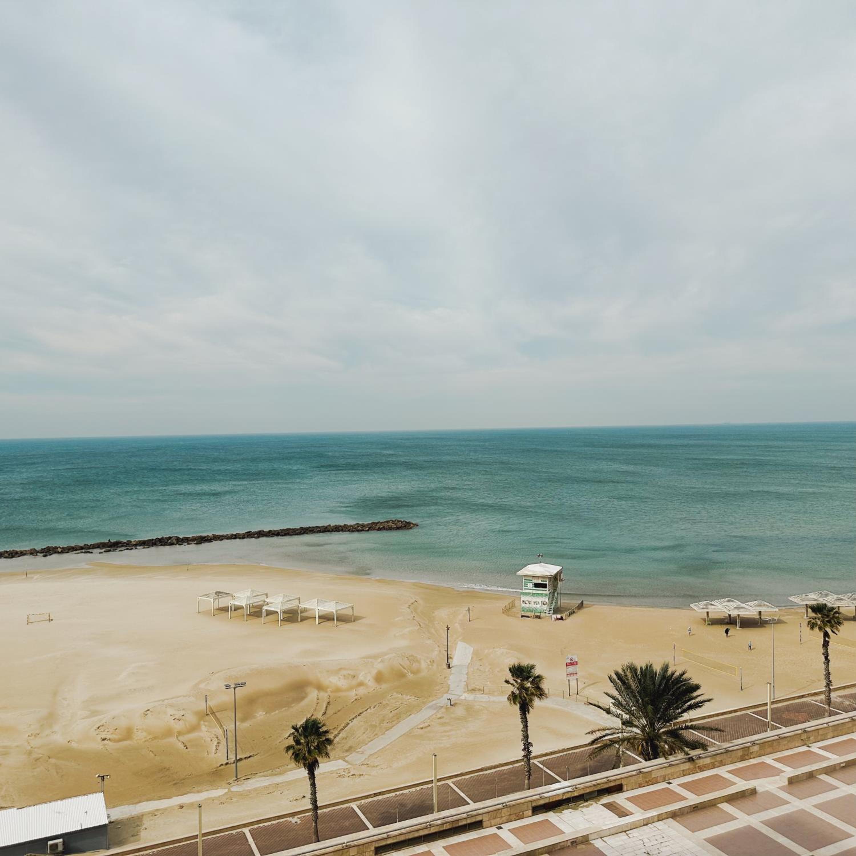 Studio Apartment with Sea View photo 3