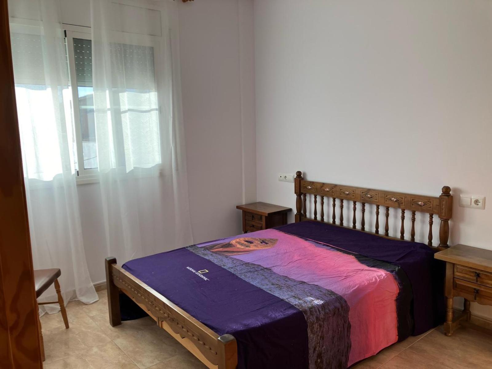 Apartamento de tres habitaciones con piscina privada