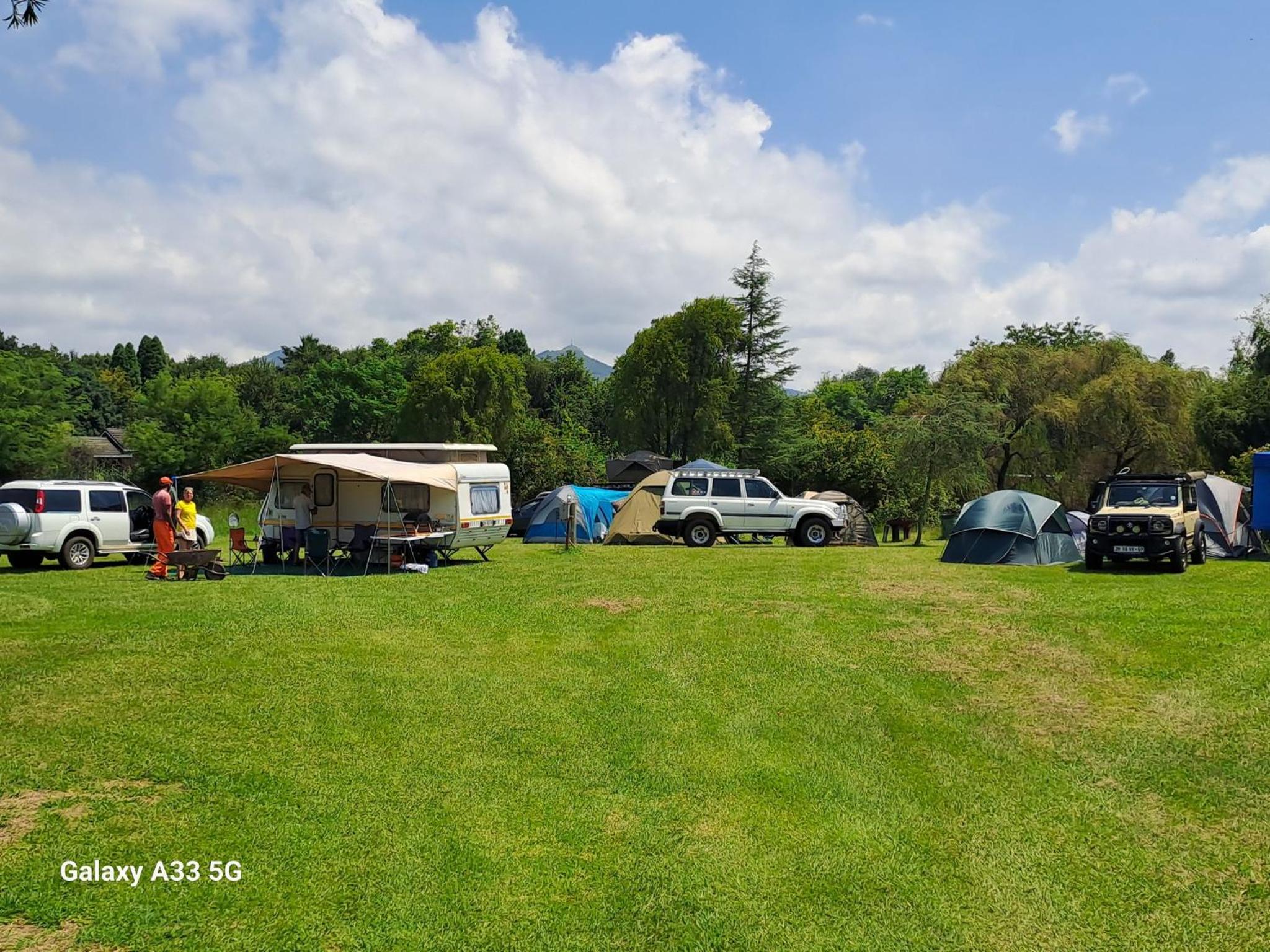 Camping - bring own caravan/tent - Photo 16