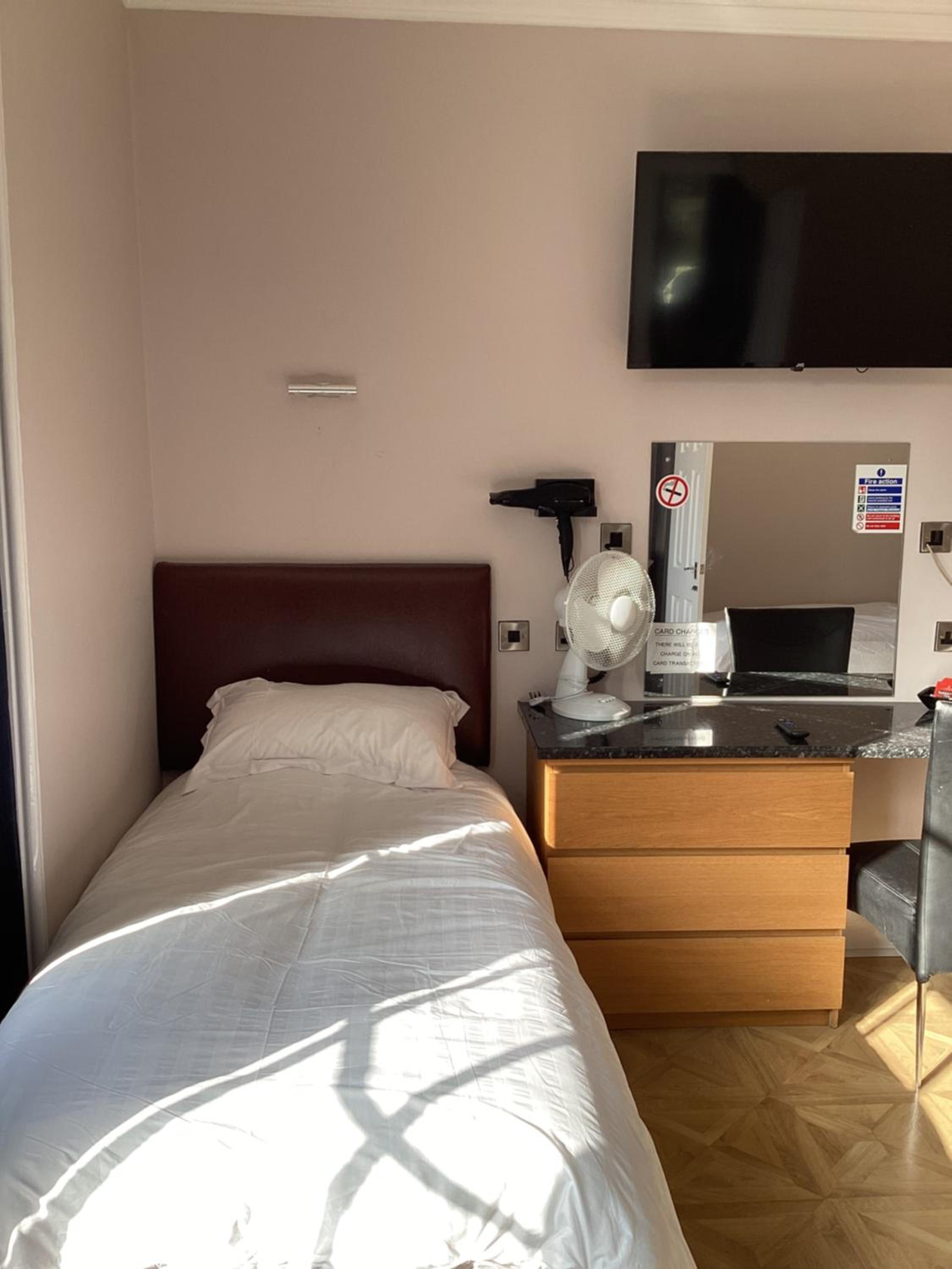 Standard Single Room with Shower