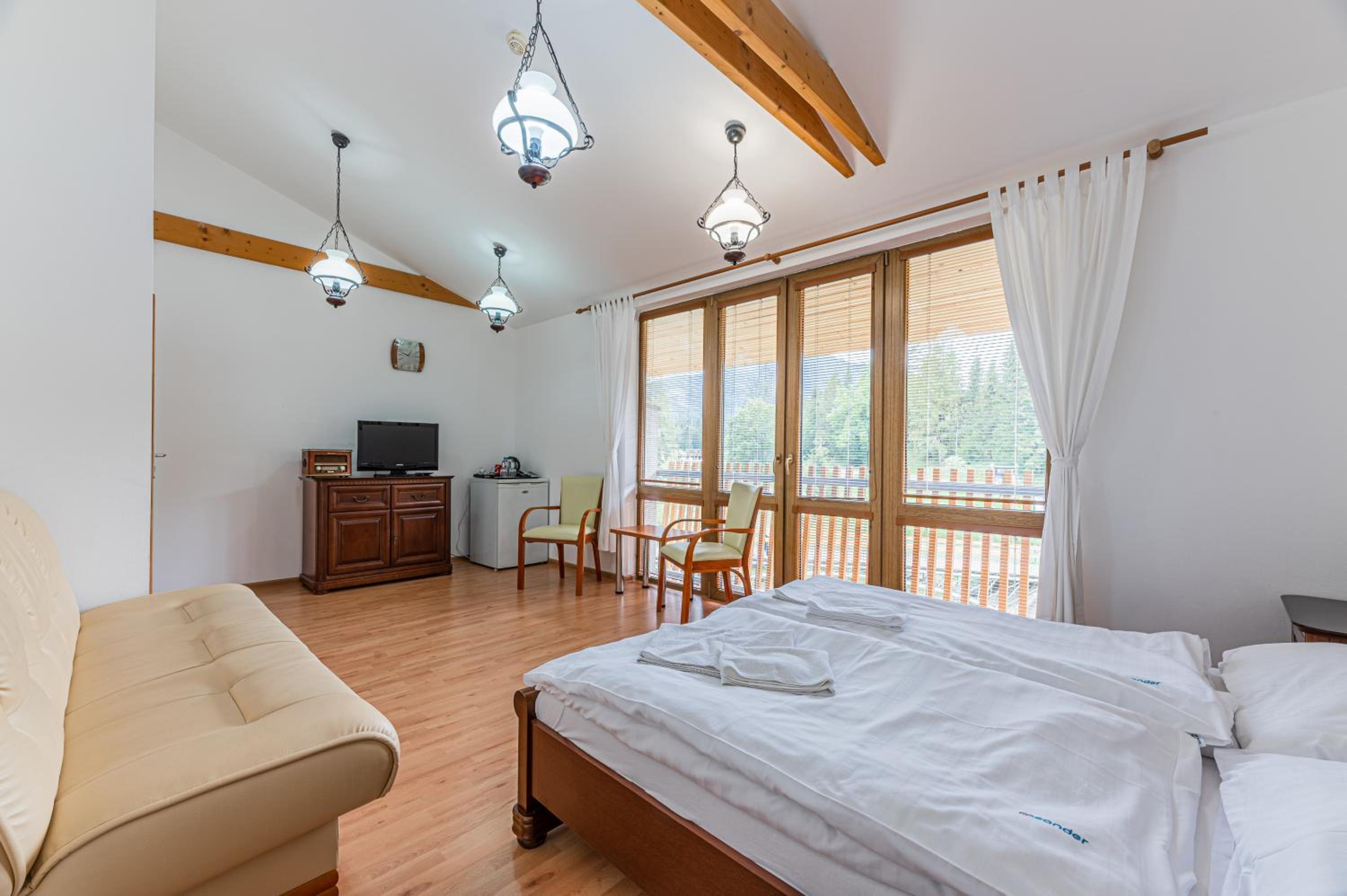 Double Room - Photo 3