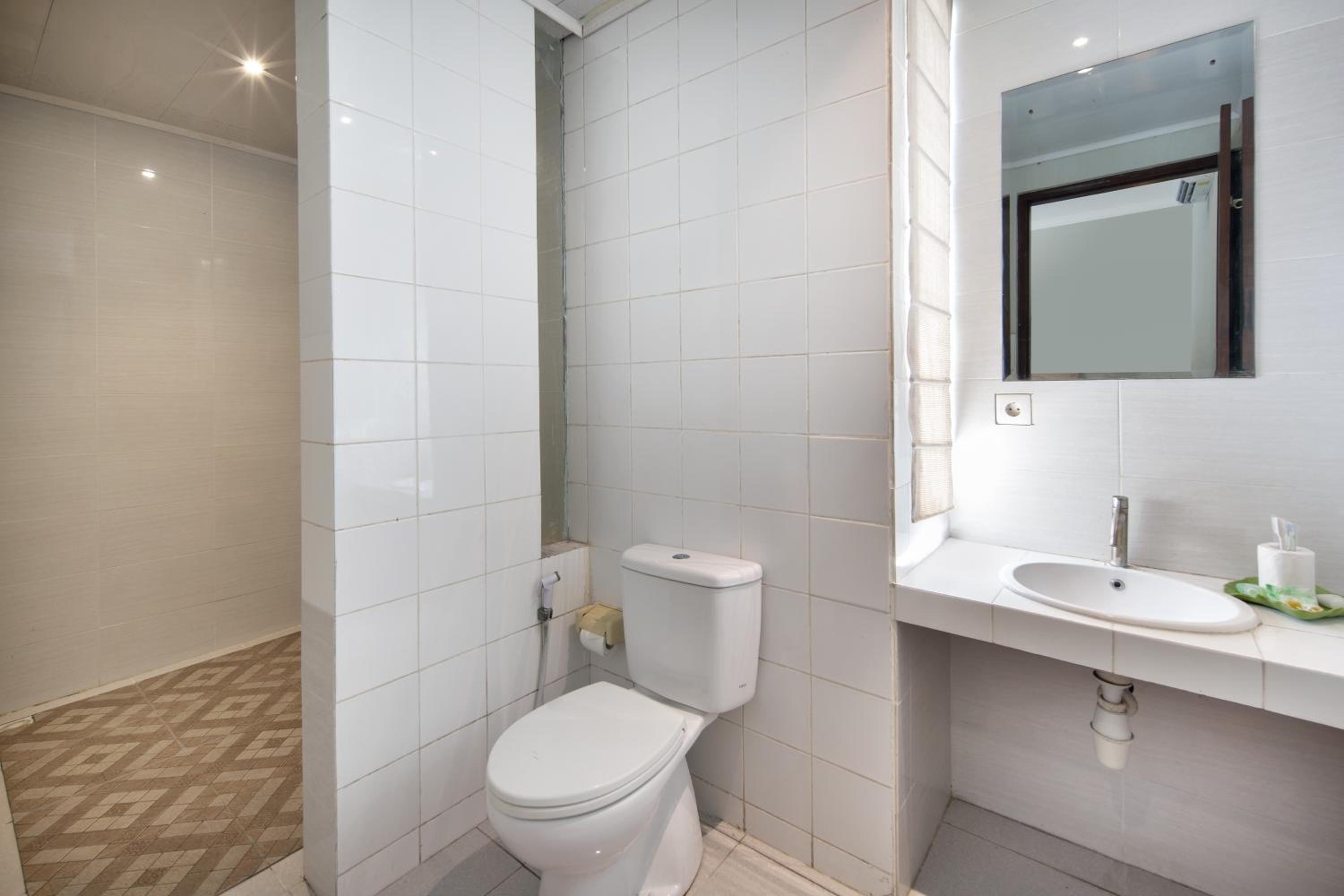 Deluxe Double or Twin Room - Photo 2
