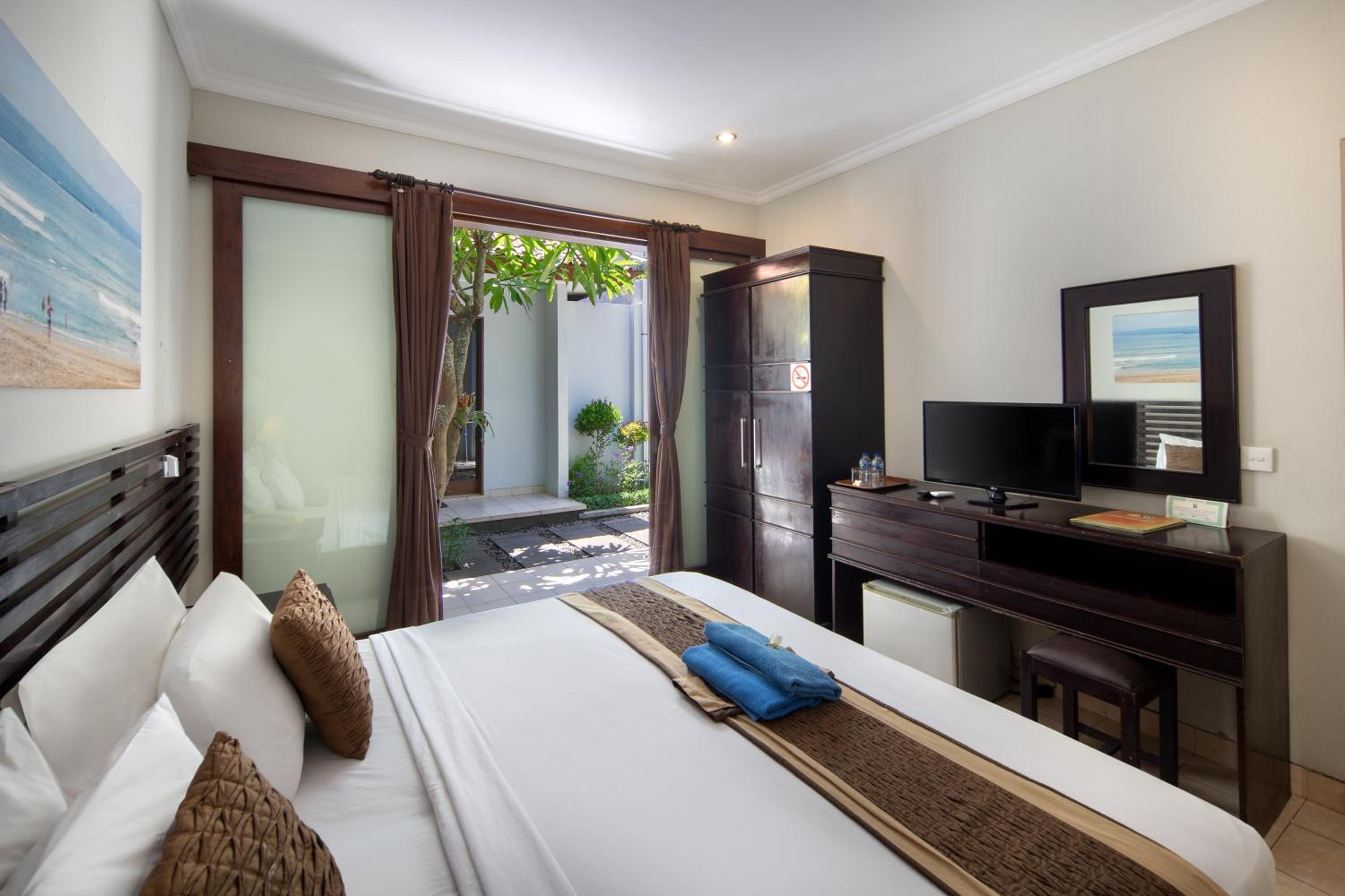 Deluxe Double or Twin Room - Photo 4