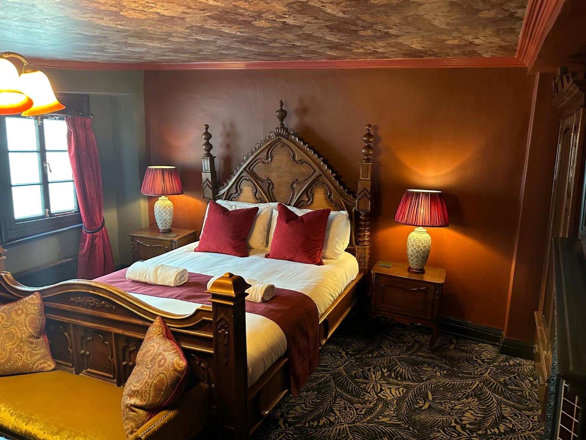 Double Room - Photo 5
