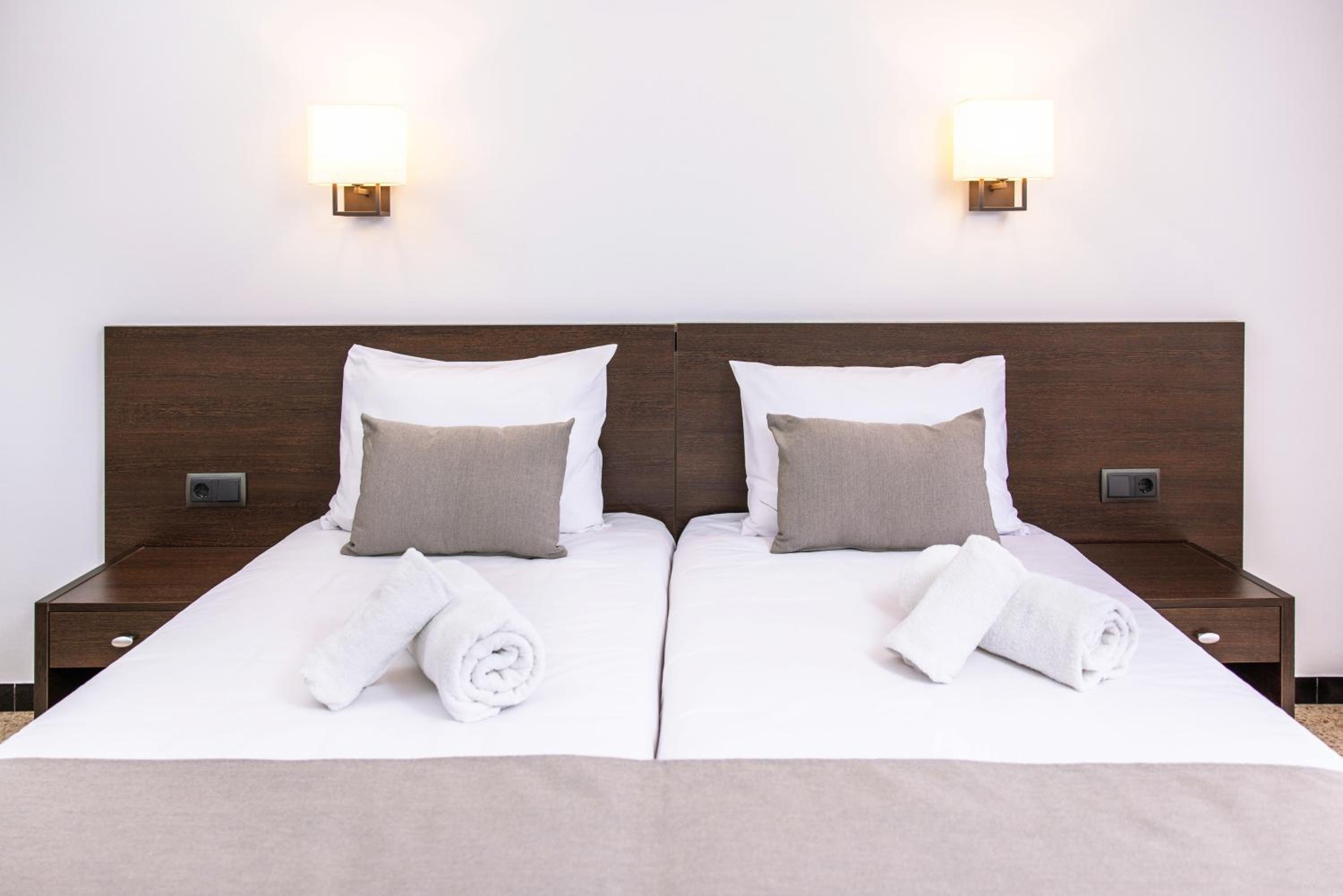 Habitación Estándar con Dos Camas Individuales