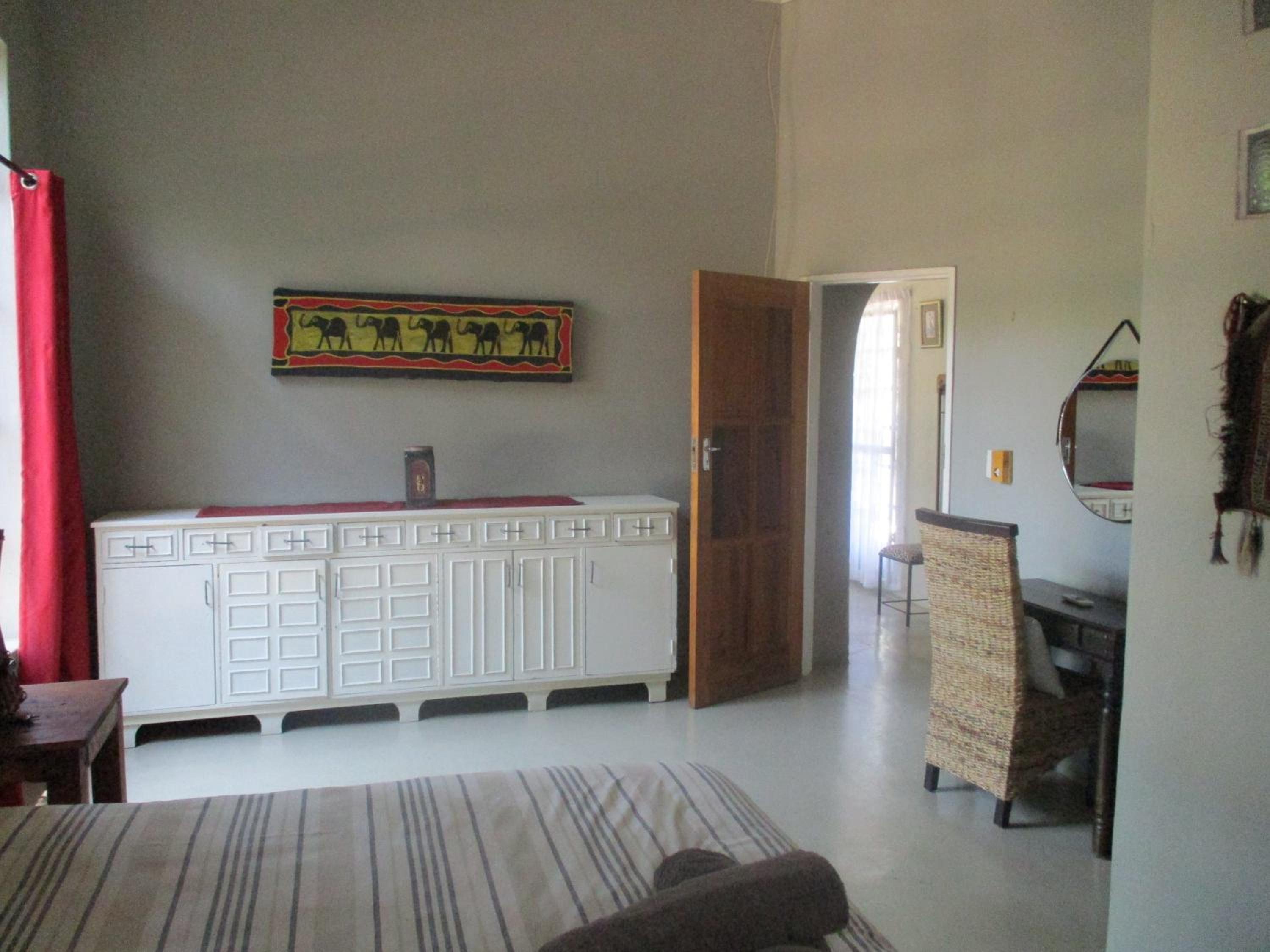 Apartment - Ground Floor - Photo 2