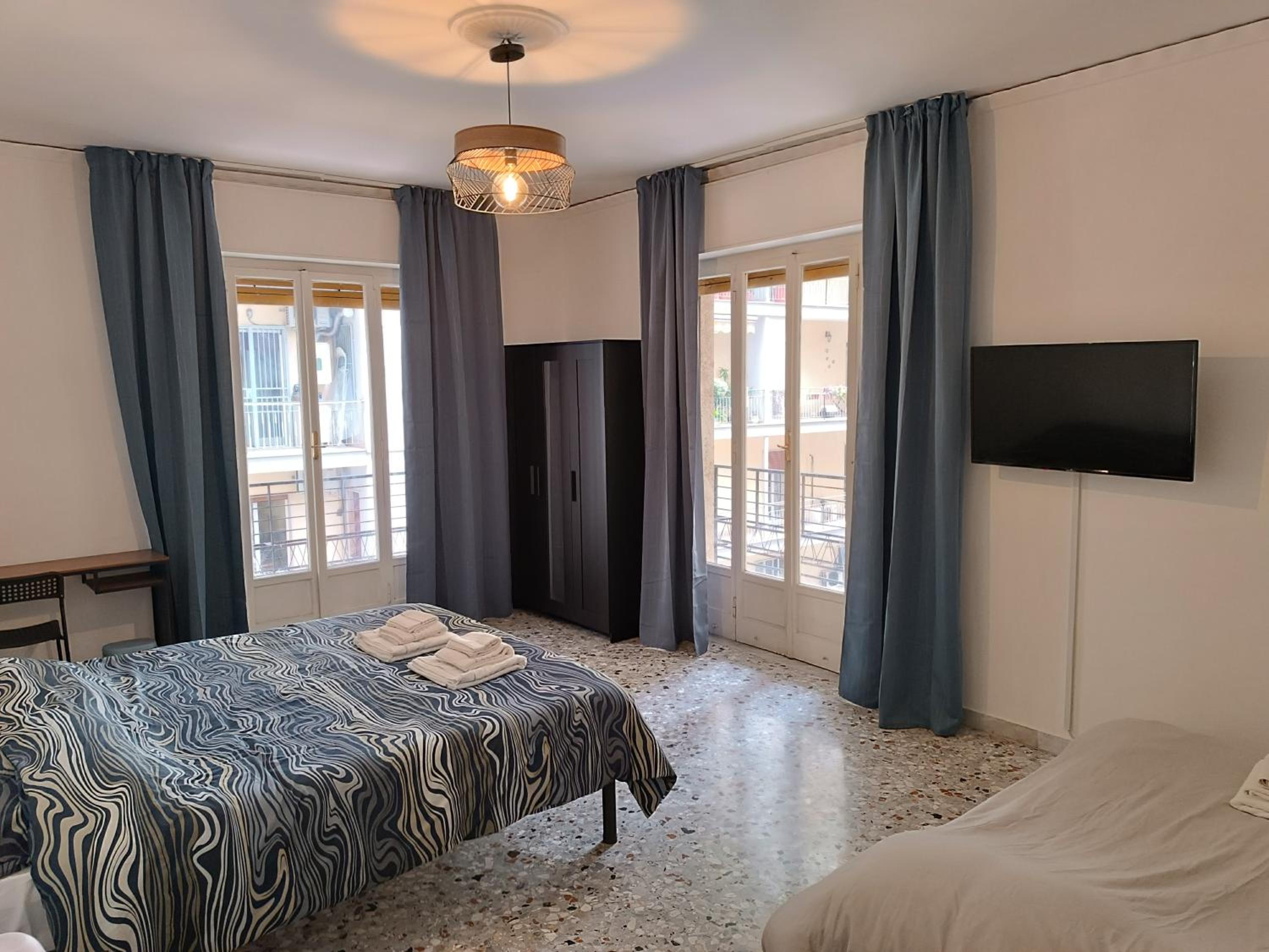 Triple Room with Private Bathroom