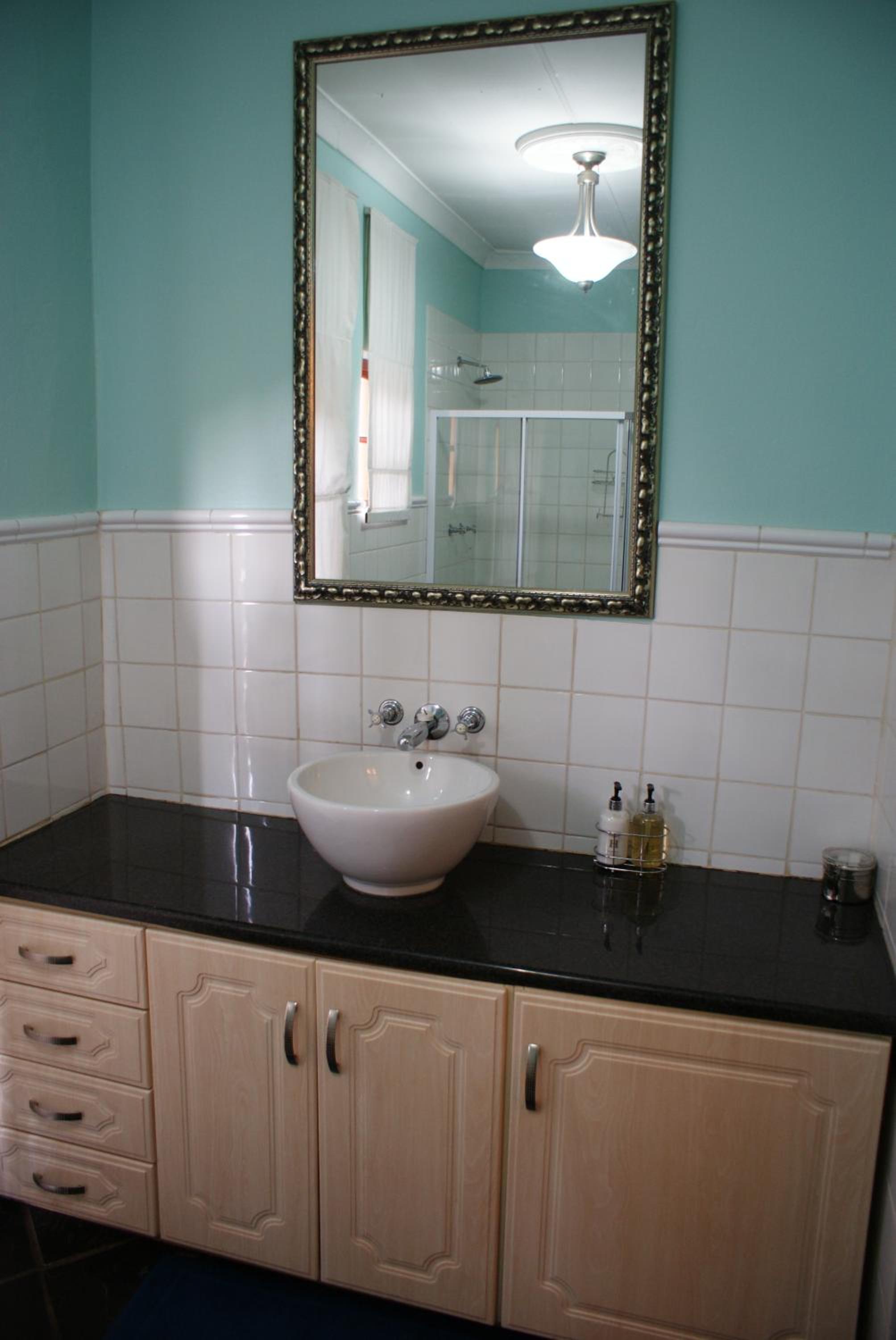 Deluxe Queen Room photo 3