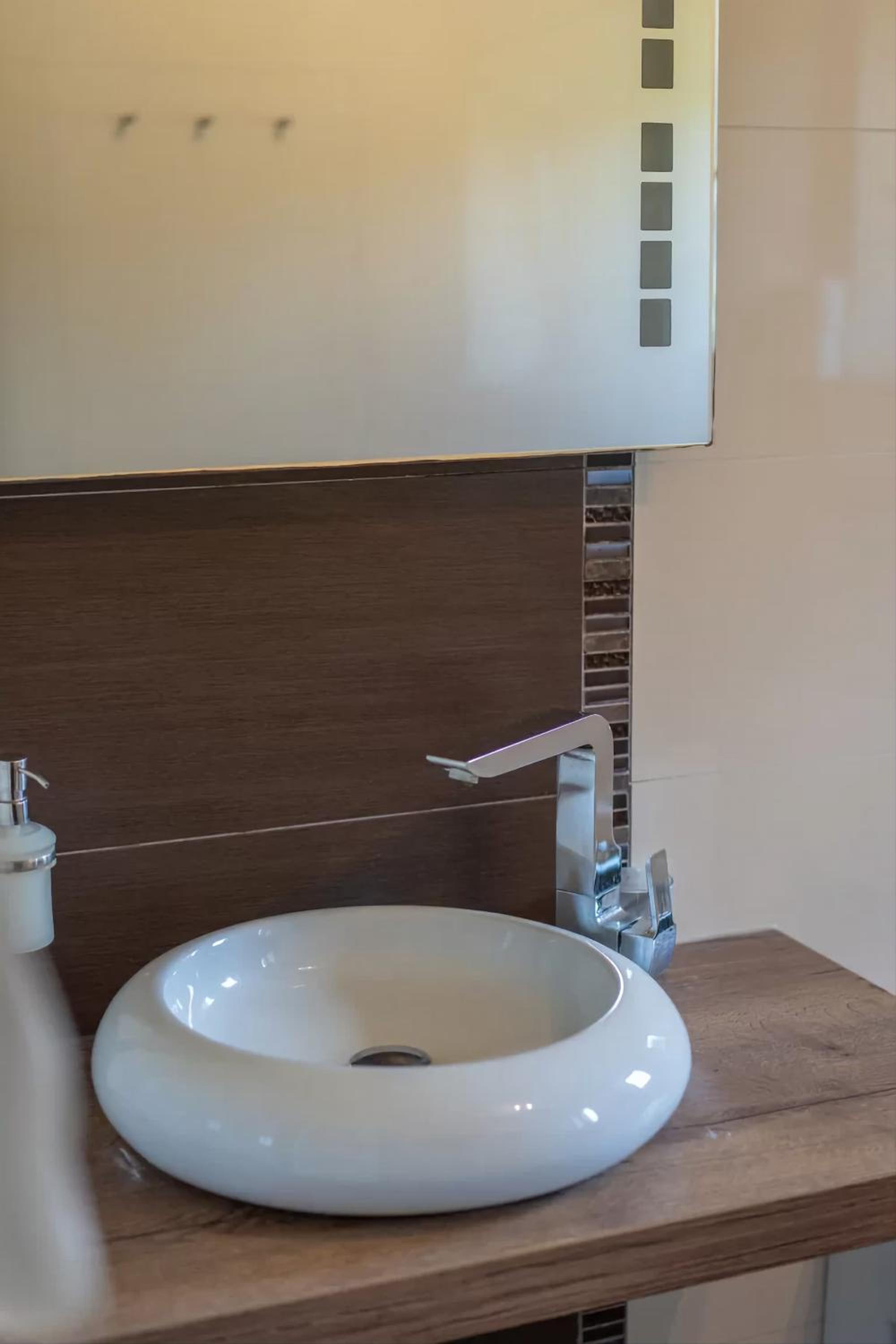Deluxe Double Room - Photo 15