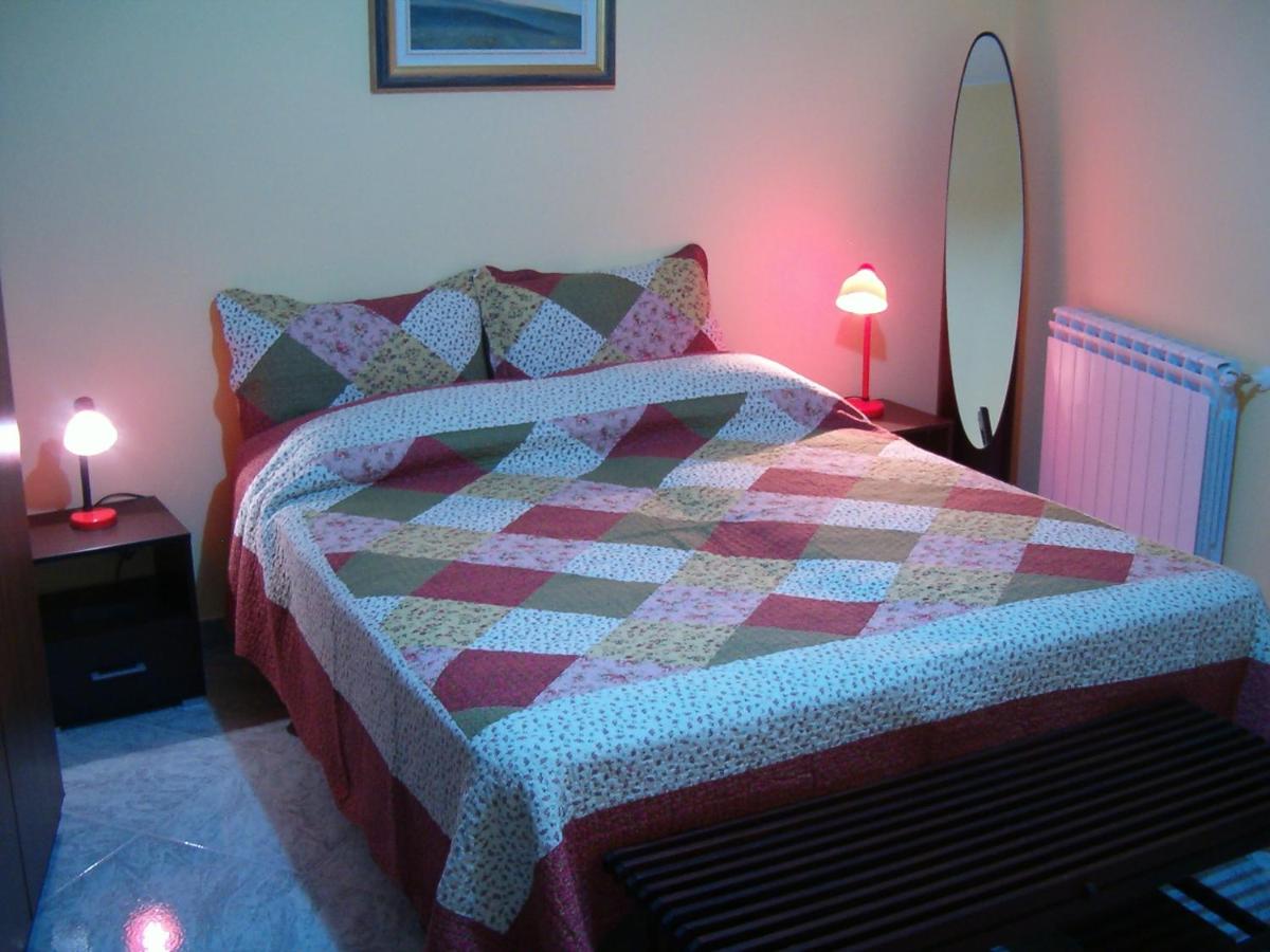 Double Room with Balcony (2 Adults + 1 Child) photo 3