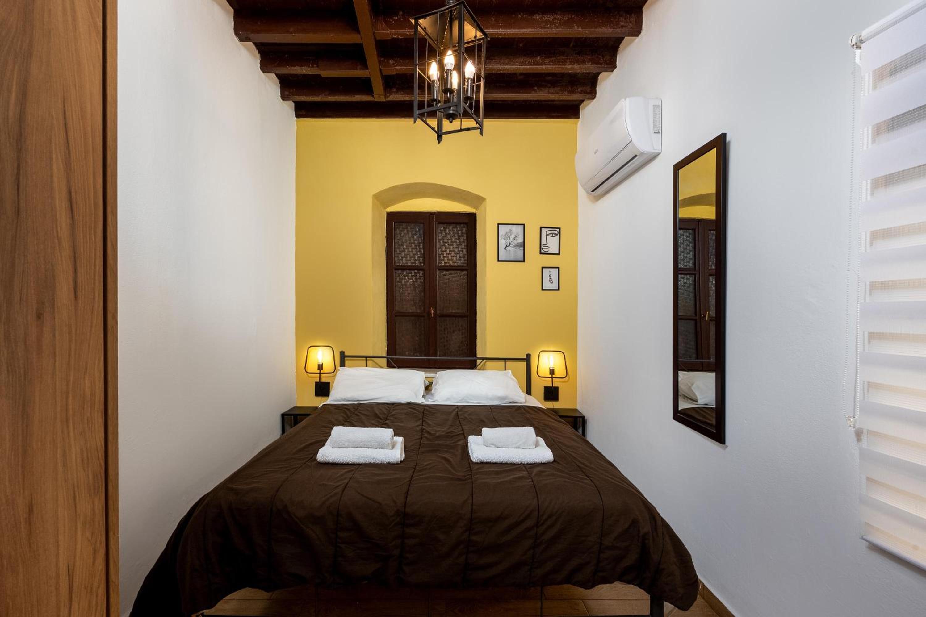 One-Bedroom Apartment (2 Adults)