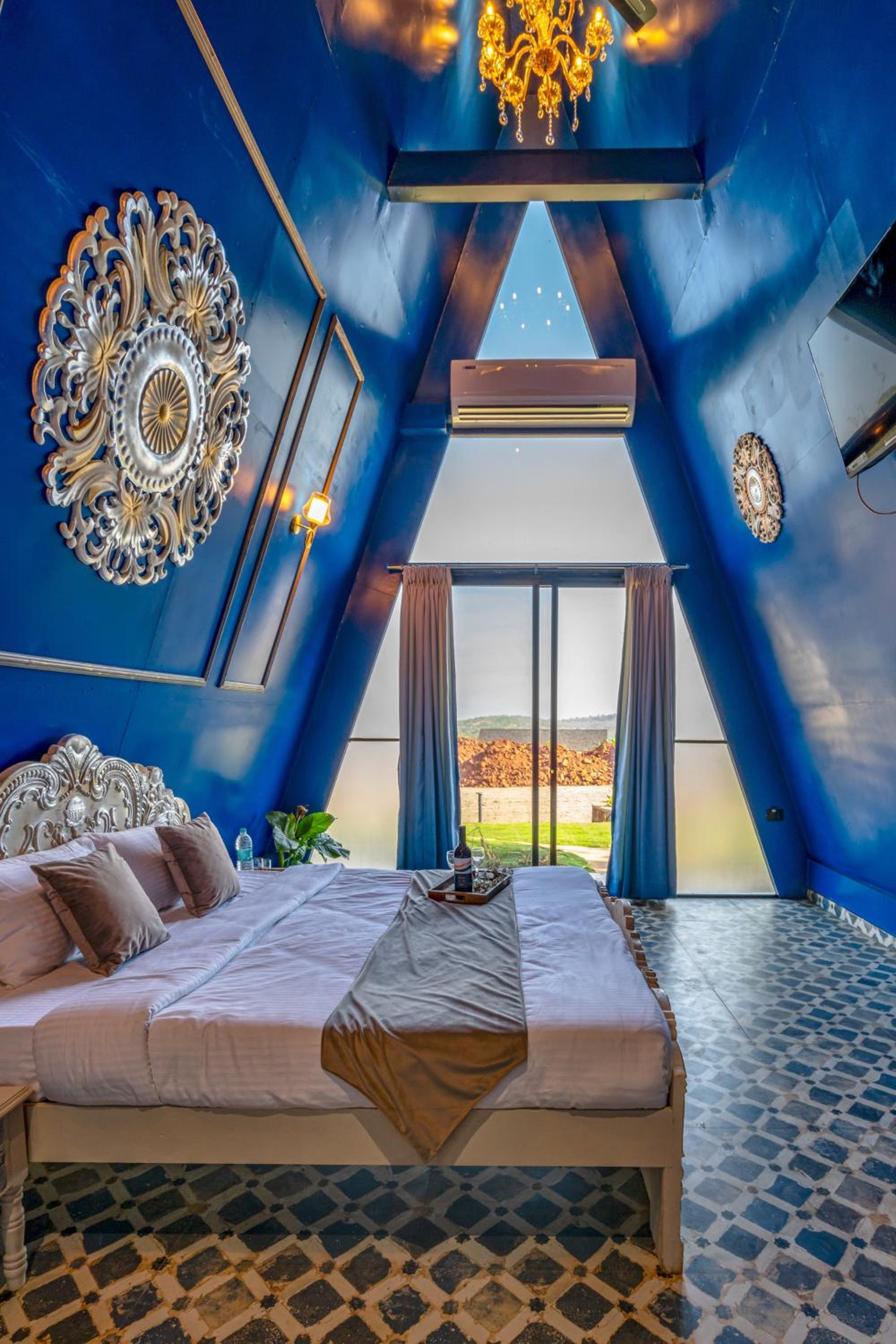 One-Bedroom Chalet - Photo 5